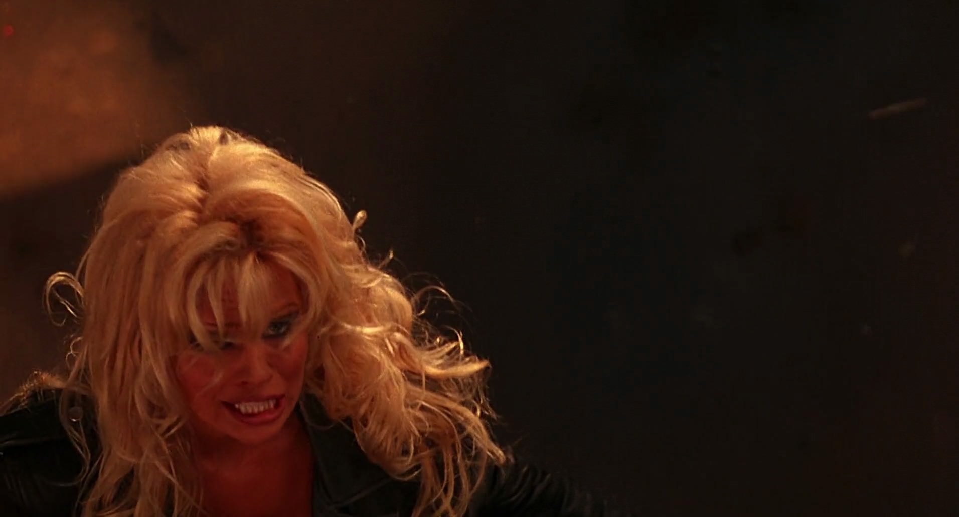 Barb Wire (1996) HD screenshot 8639
