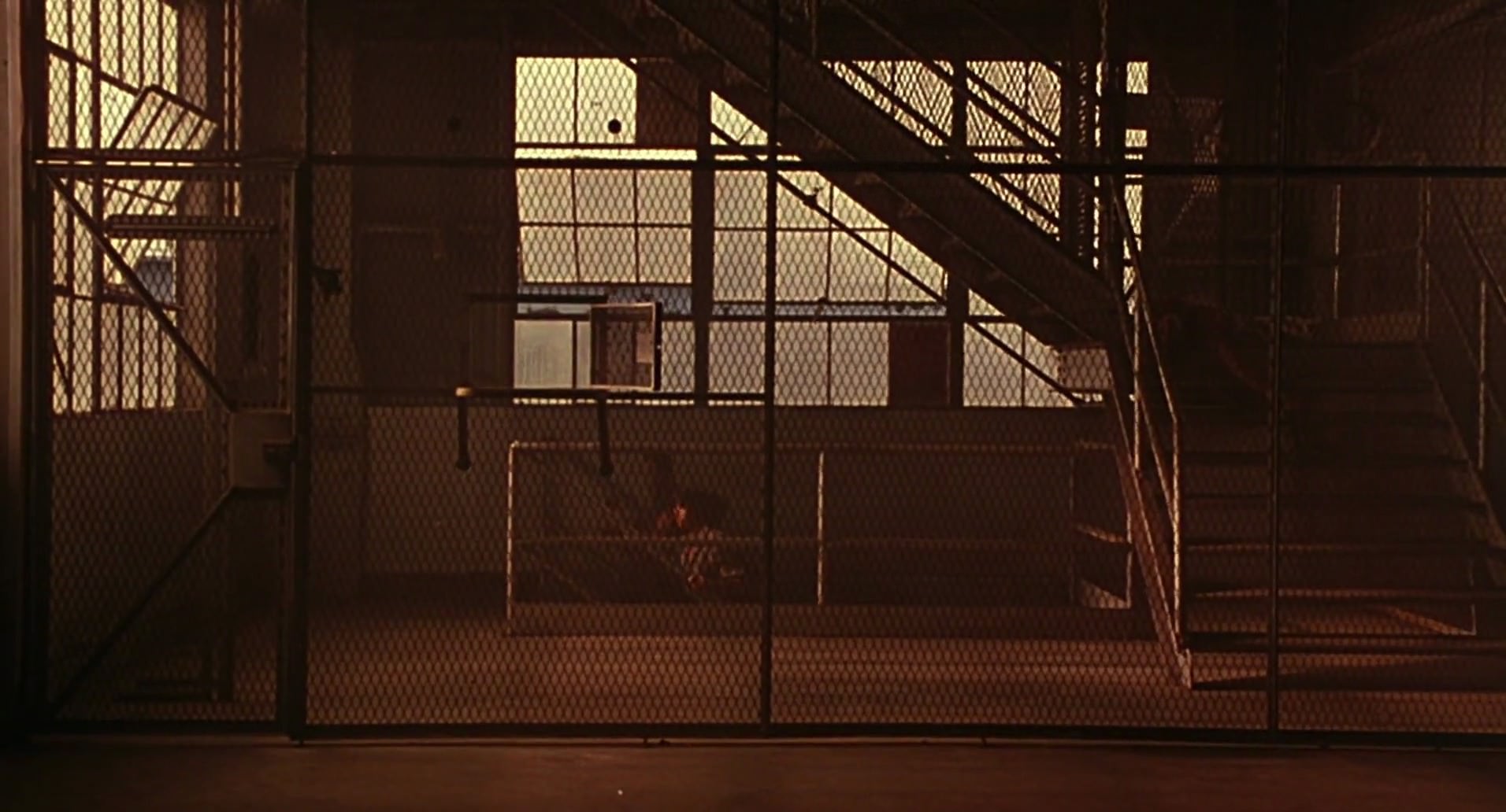 Barb Wire (1996) screencap 8652