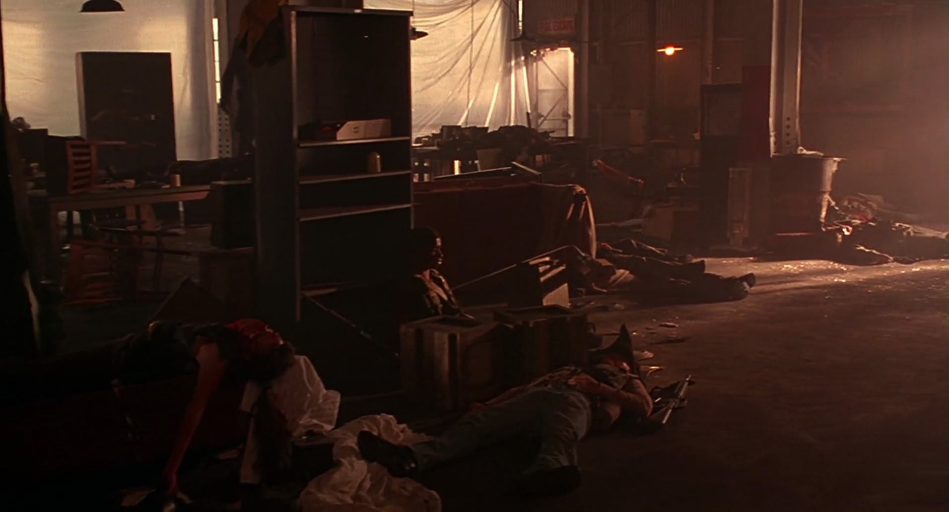 Barb Wire (1996) HD screenshot 8675
