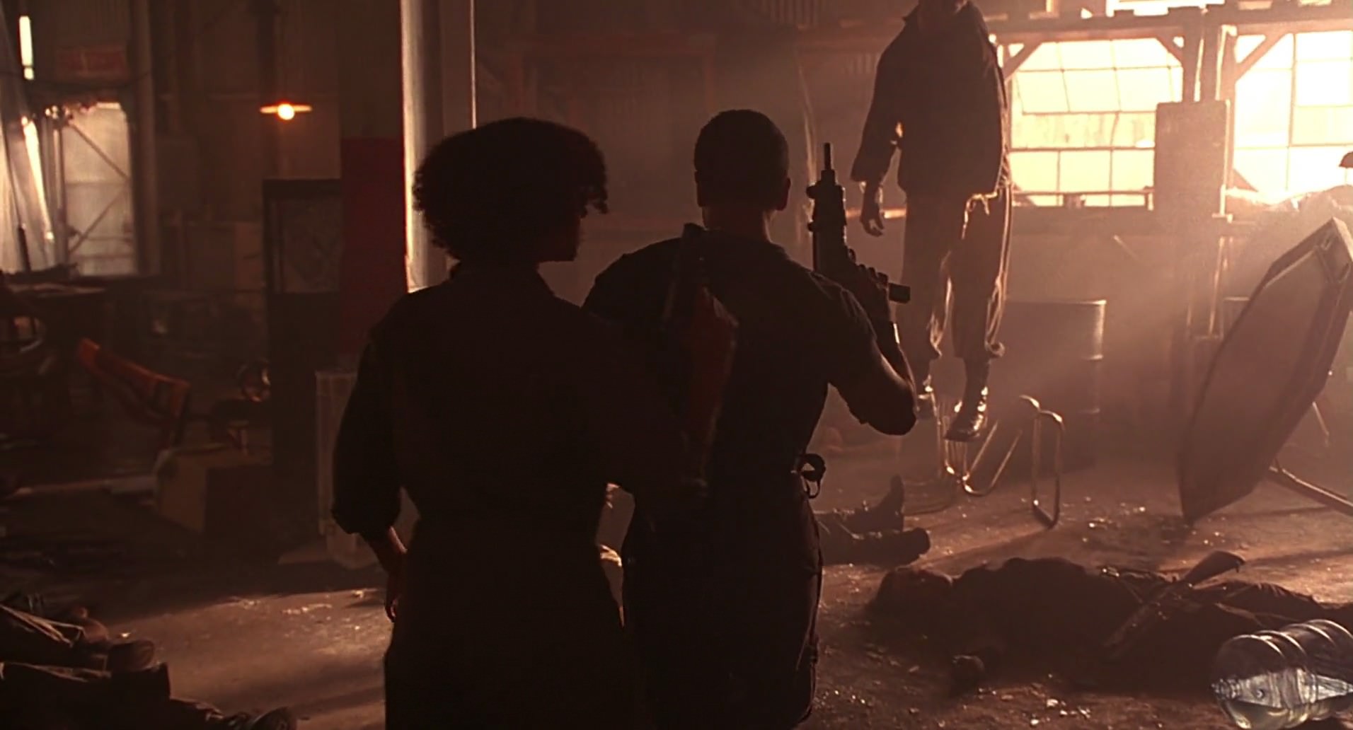 Barb Wire (1996) screencap 8697
