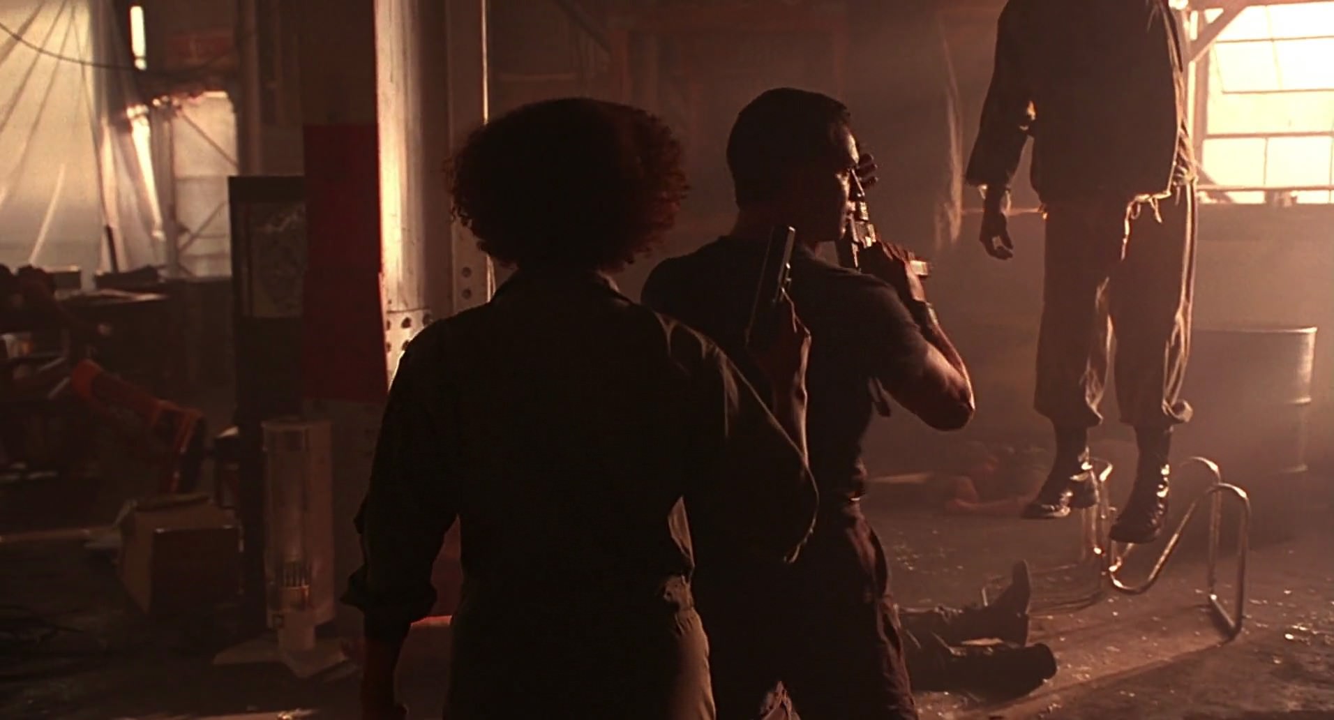 Barb Wire (1996) HD screenshot 8705