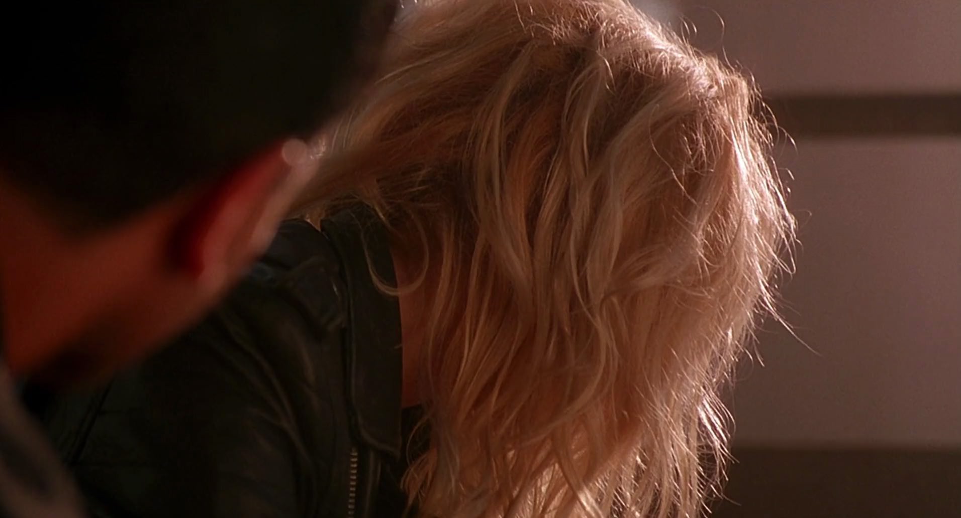 Barb Wire (1996) HD screenshot 8780