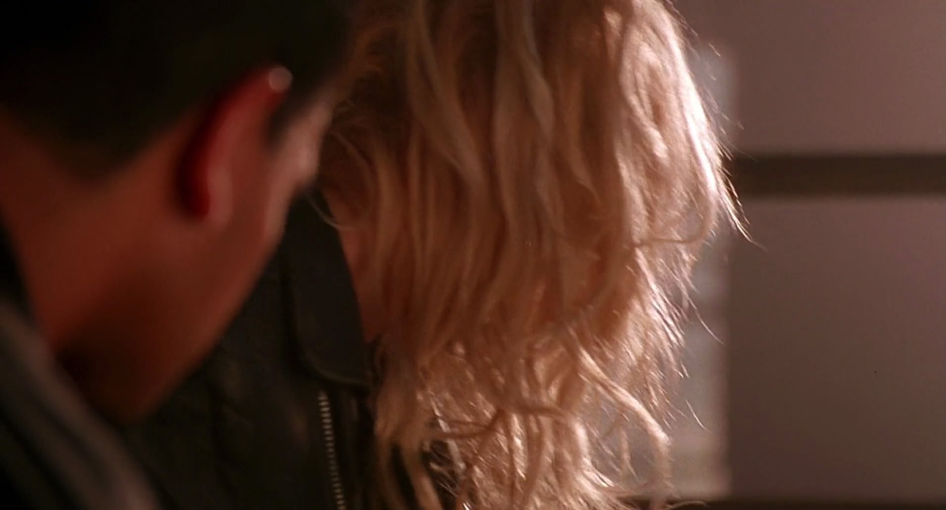 Barb Wire (1996) HD screenshot 8837