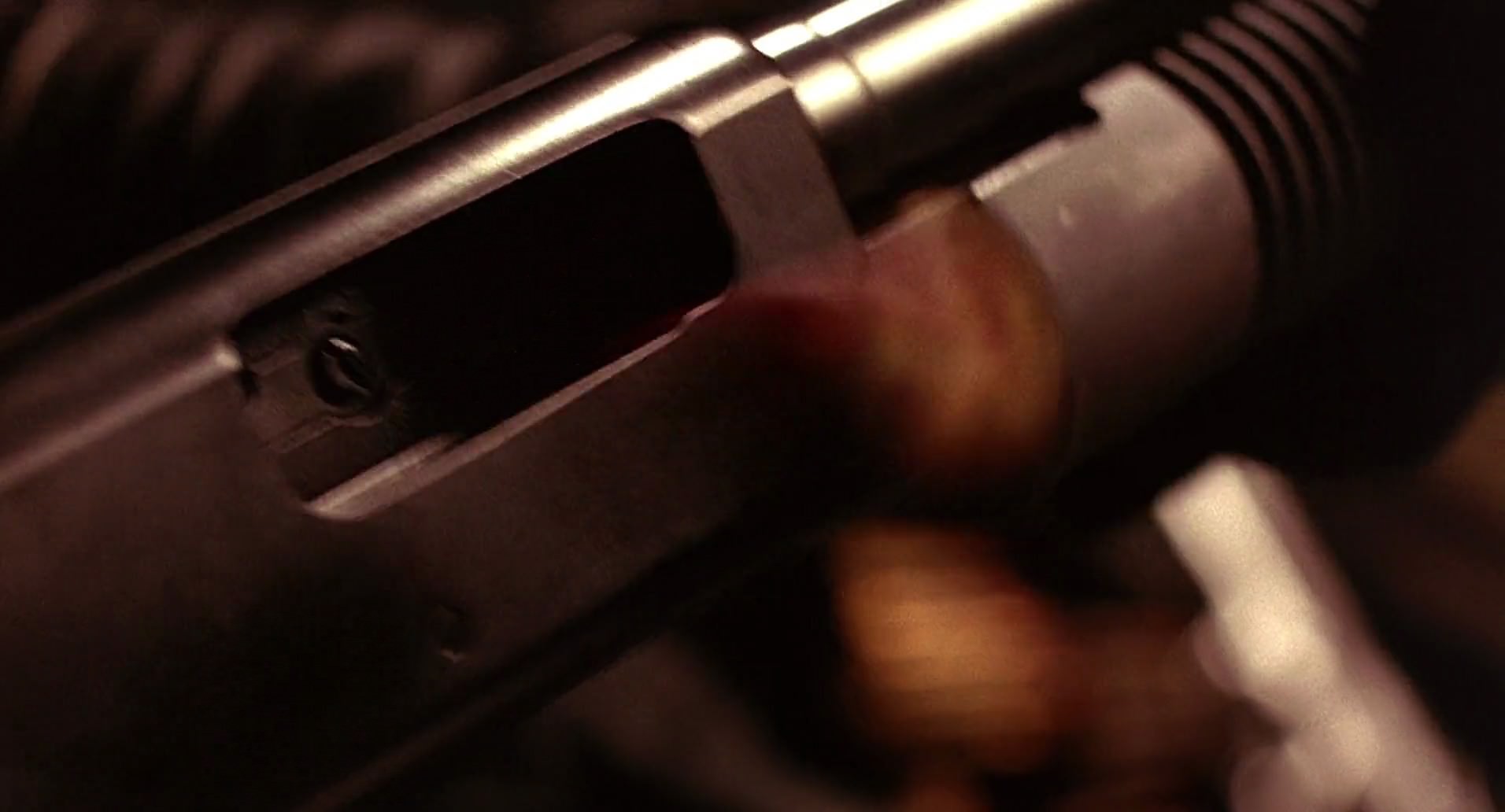 Barb Wire (1996) HD screenshot 8885