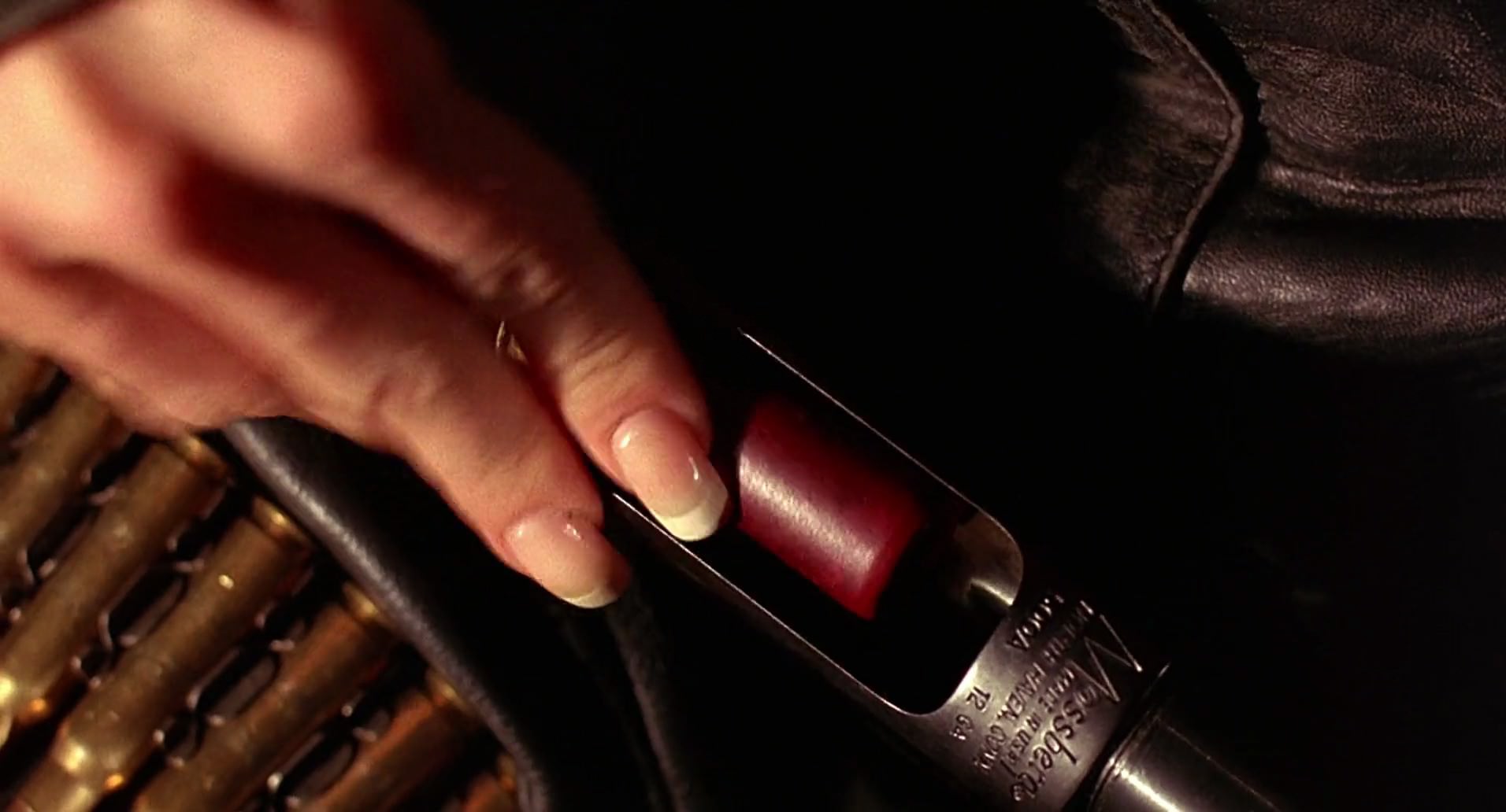 Barb Wire (1996) HD screenshot 8897