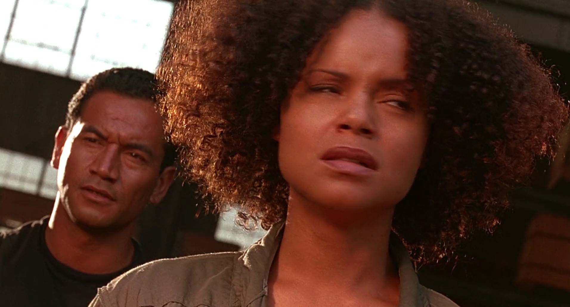 Barb Wire (1996) screencap 8910