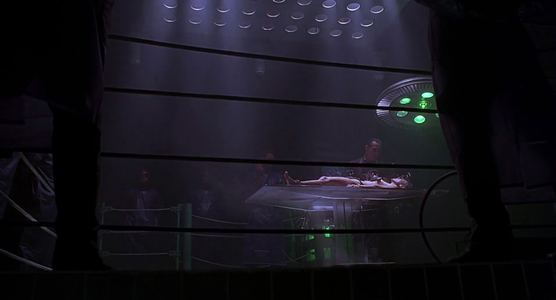 Barb Wire (1996) HD screenshot 896
