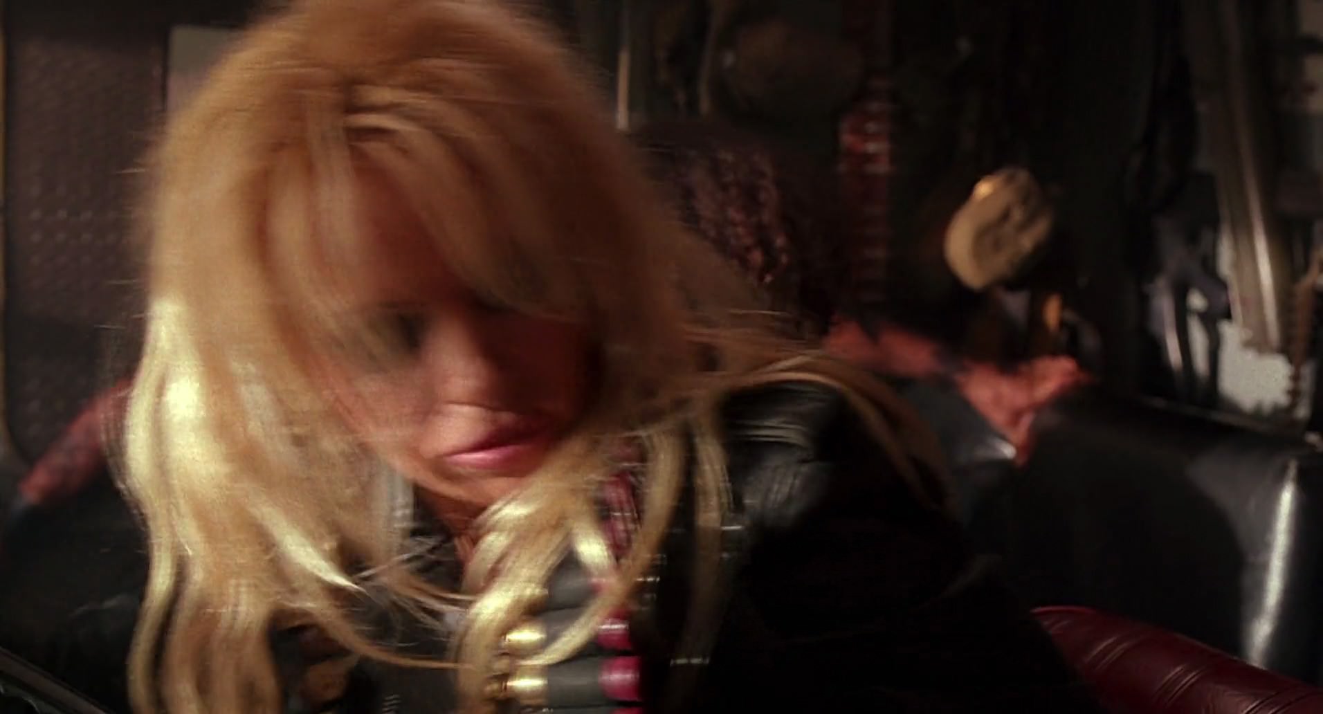 Barb Wire (1996) HD screenshot 8960