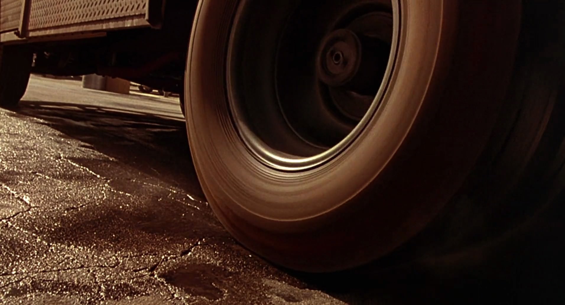 Barb Wire (1996) HD screenshot 8963
