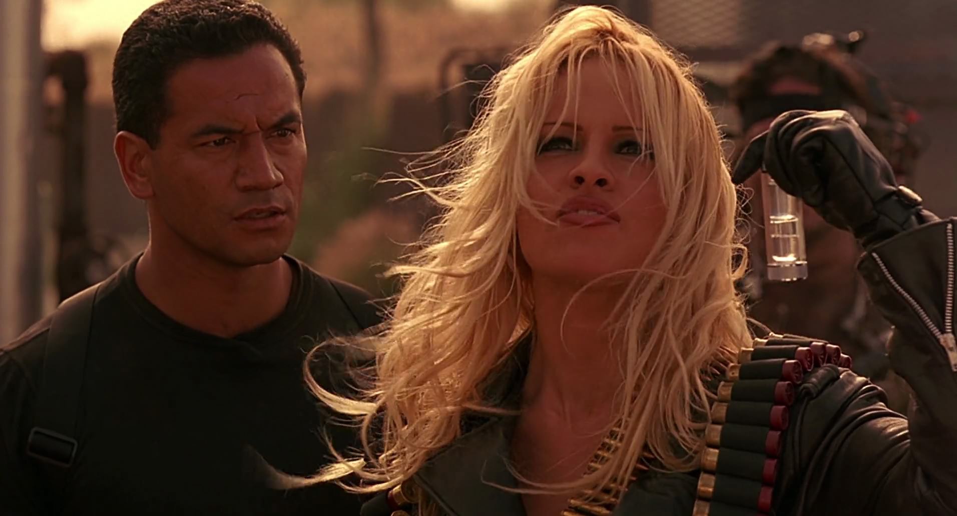 Barb Wire (1996) HD screenshot 9182