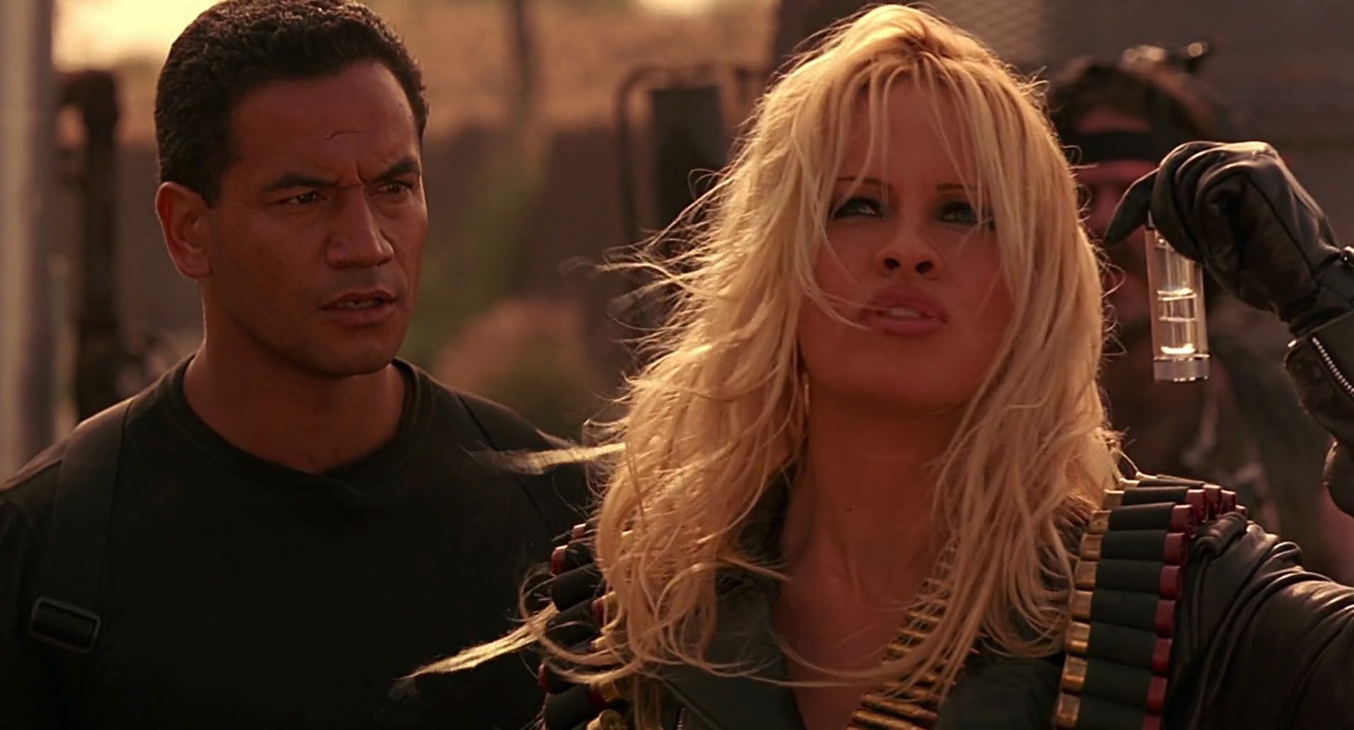 Barb Wire (1996) screencap 9183