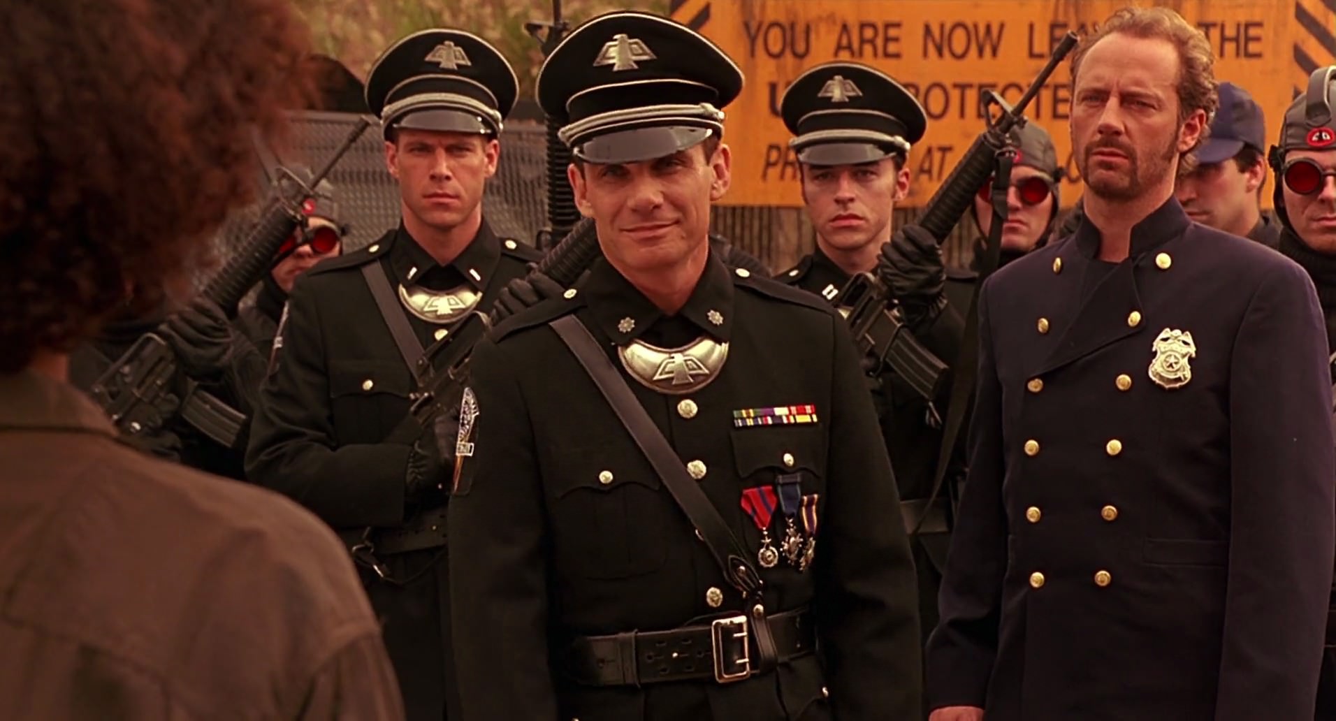 Barb Wire (1996) HD screenshot 9362