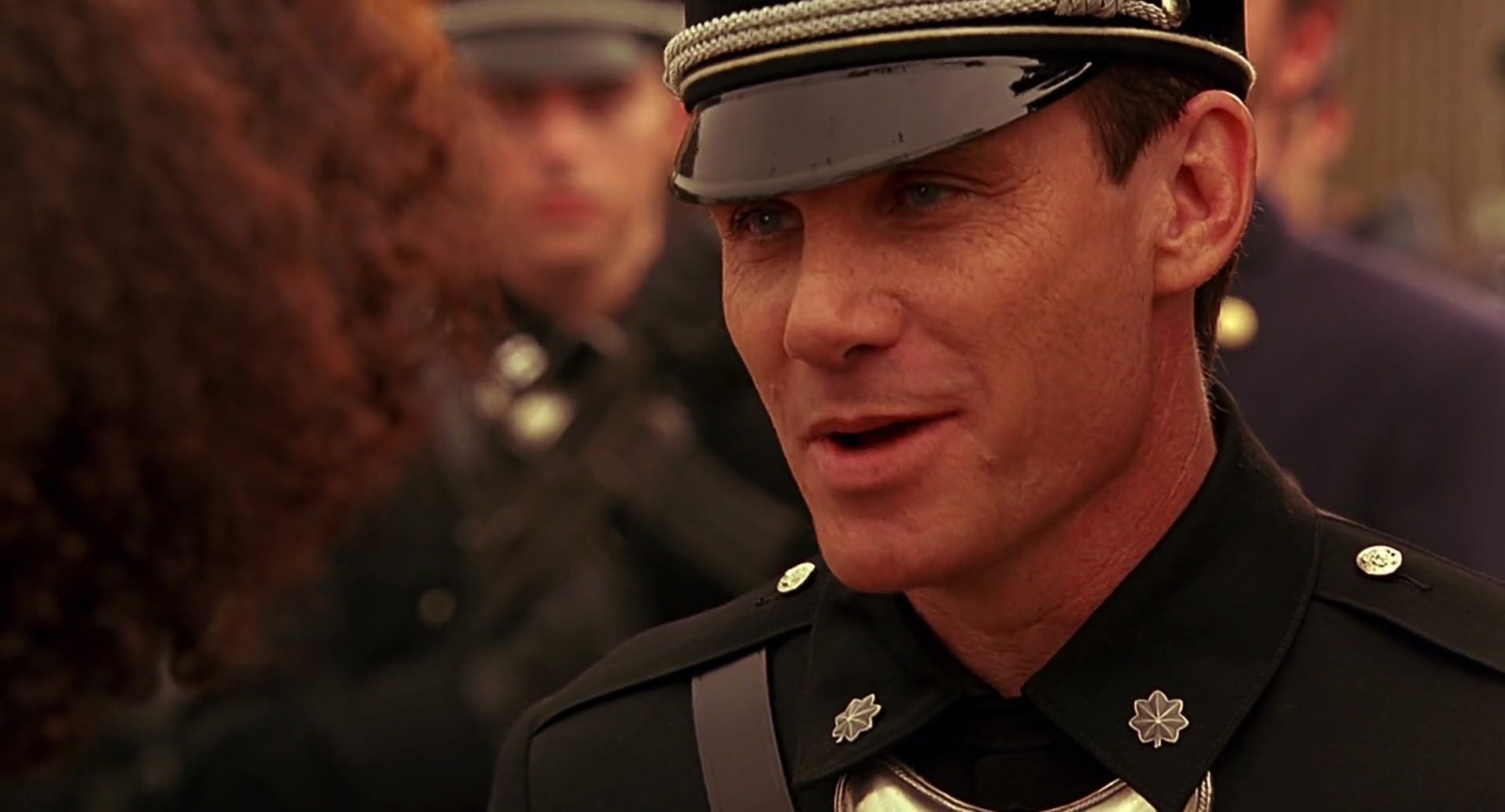 Barb Wire (1996) screencap 9399