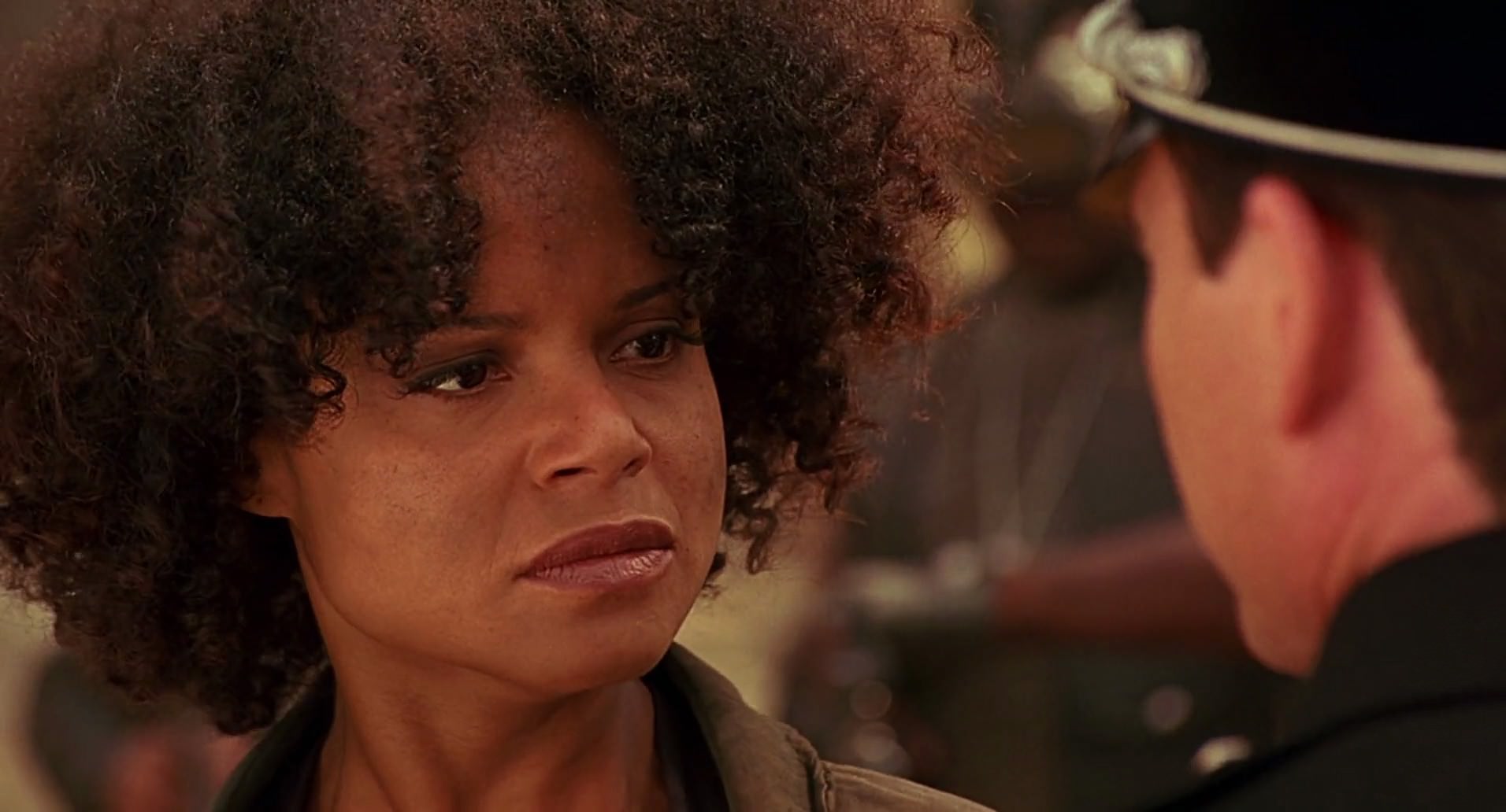 Barb Wire (1996) screencap 9408
