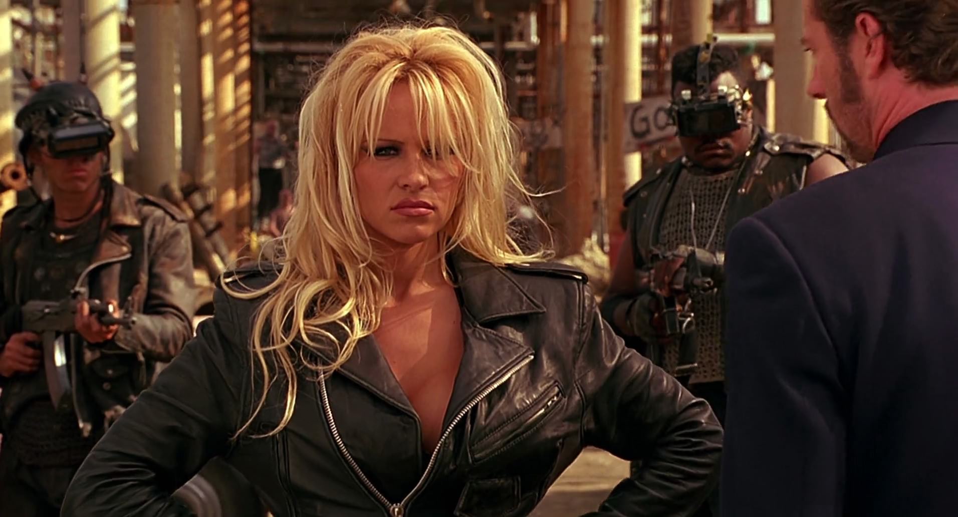Barb Wire (1996) screencap 9450
