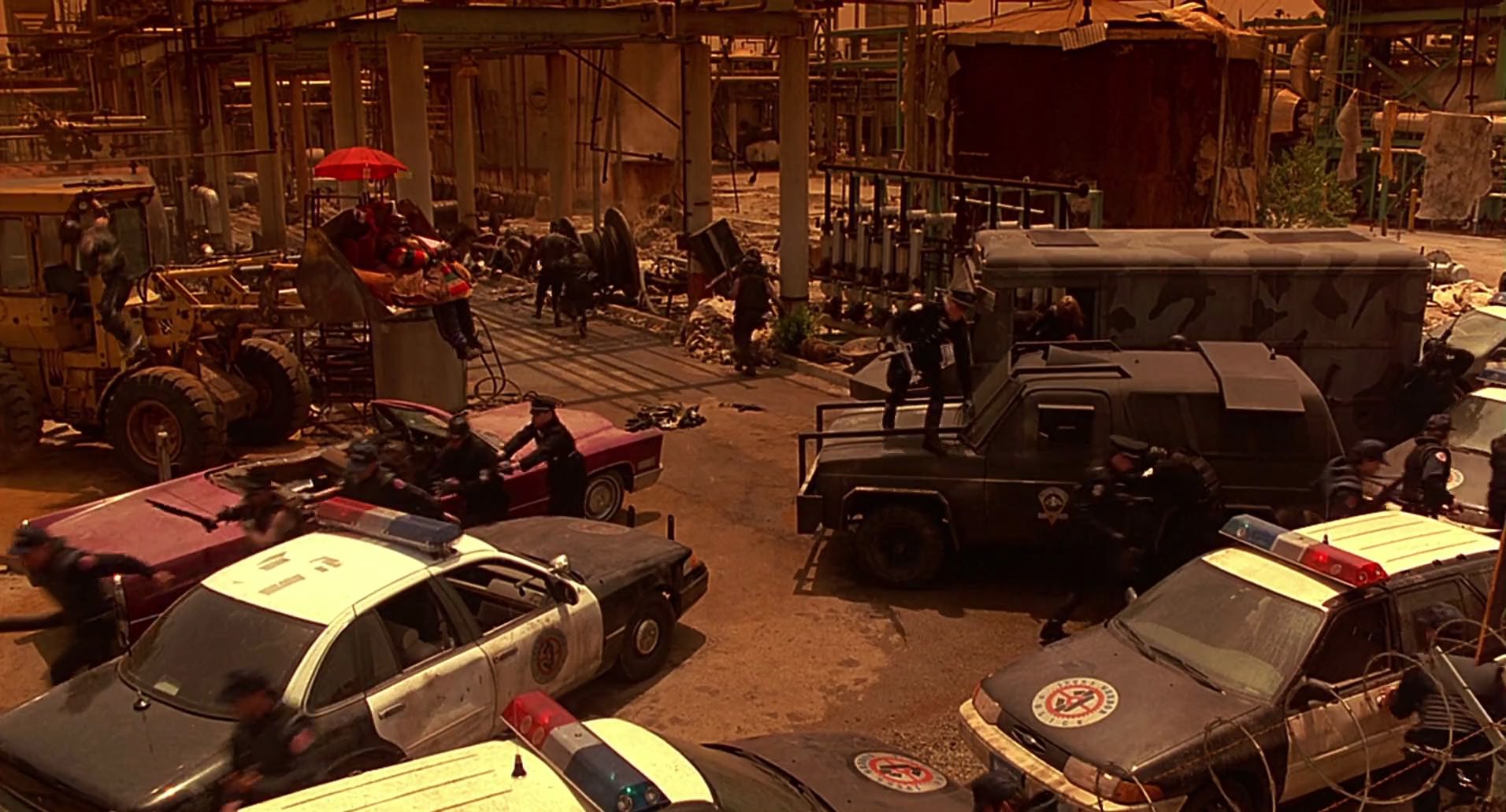 Barb Wire (1996) HD screenshot 9509