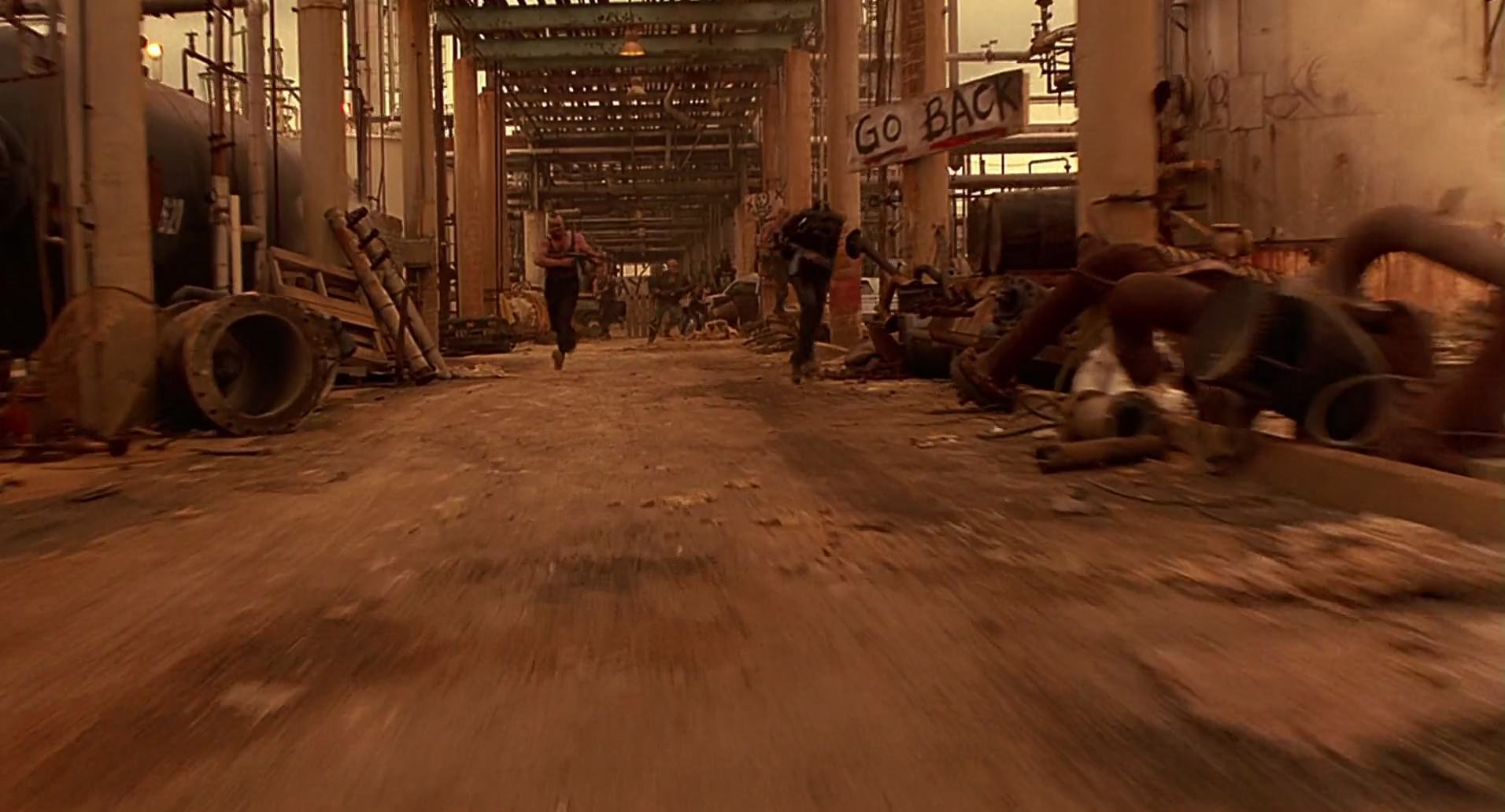 Barb Wire (1996) HD screenshot 9536