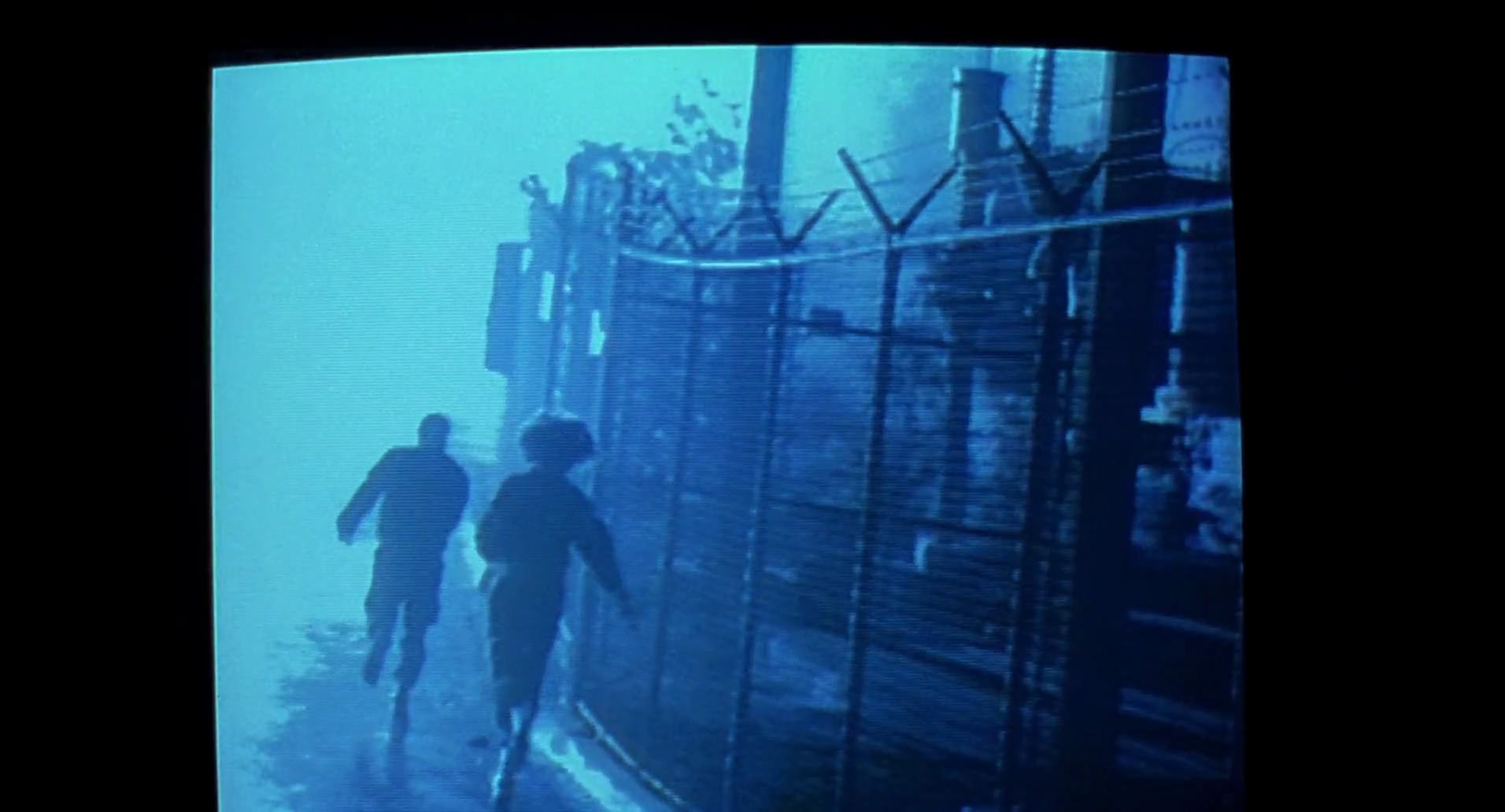Barb Wire (1996) screencap 954