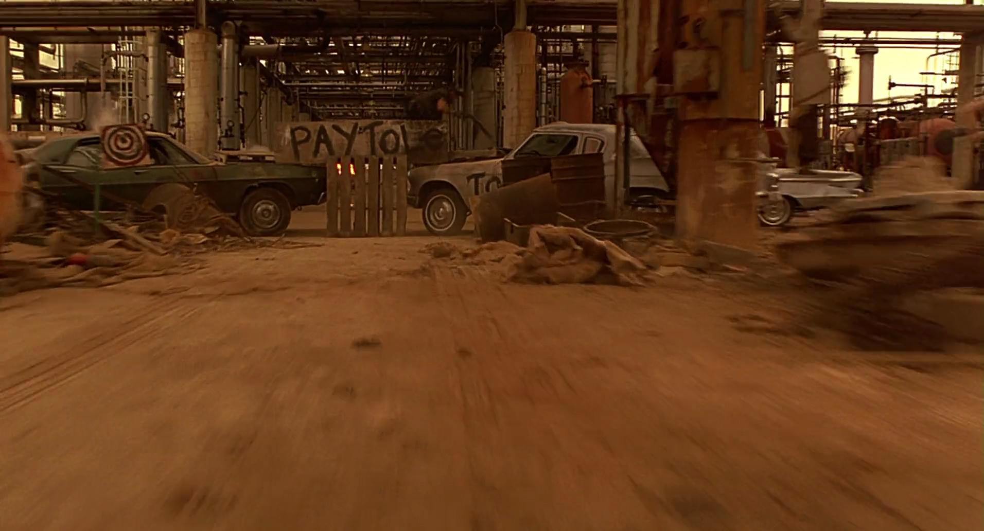 Barb Wire (1996) screencap 9543