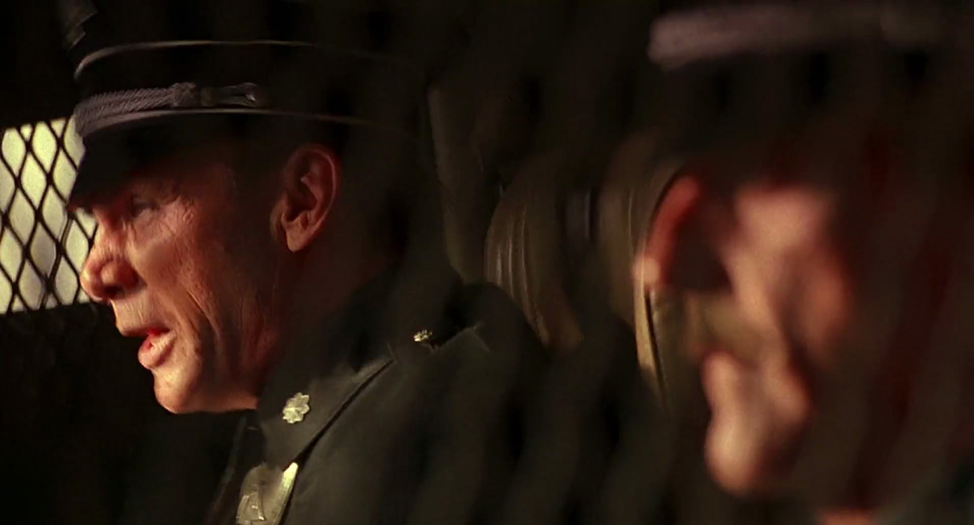 Barb Wire (1996) screencap 9564