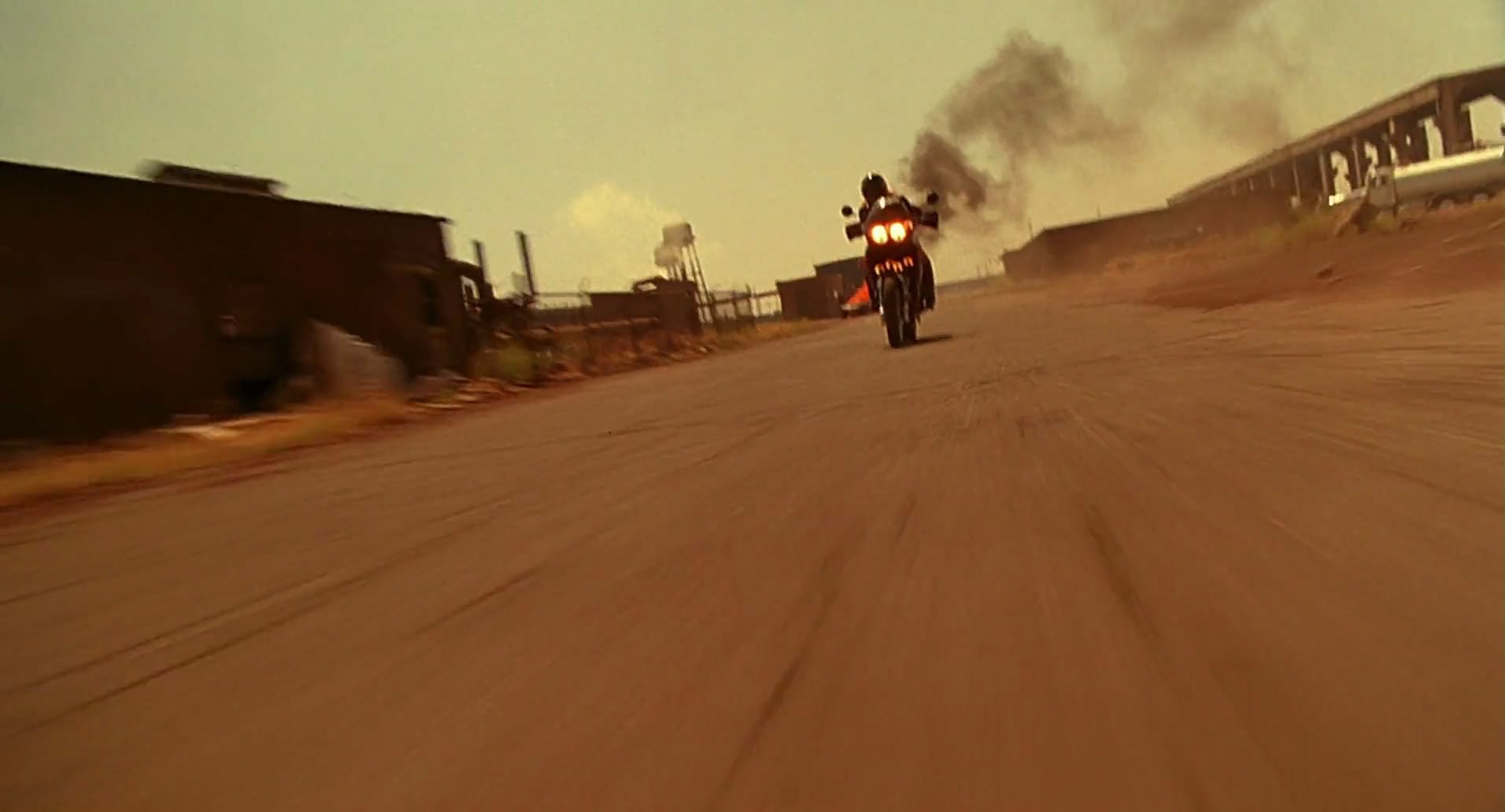 Barb Wire (1996) HD screenshot 9671