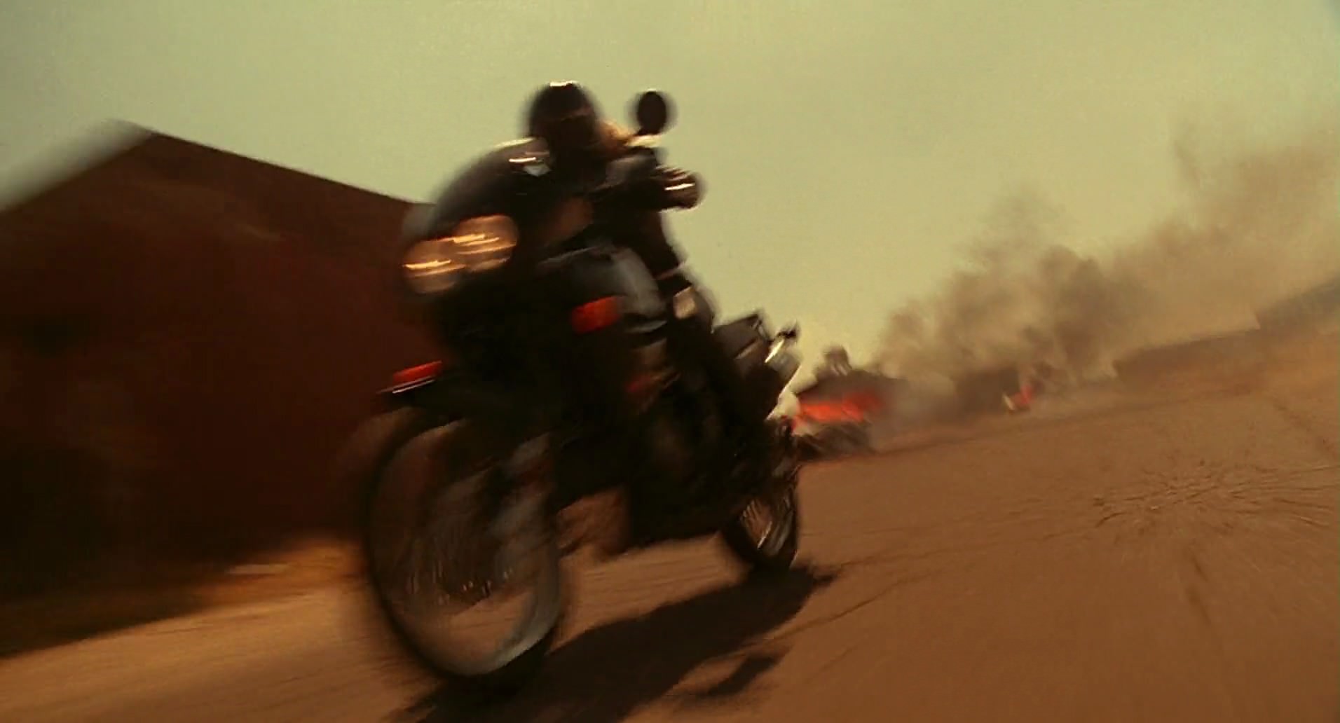 Barb Wire (1996) HD screenshot 9674