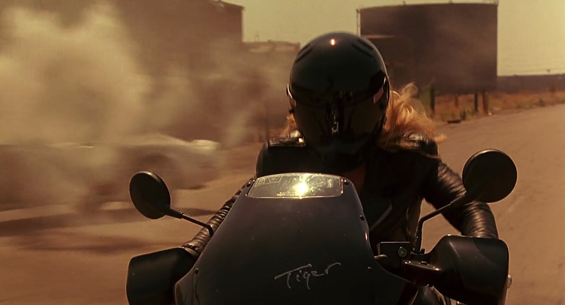 Barb Wire (1996) movie still 9676