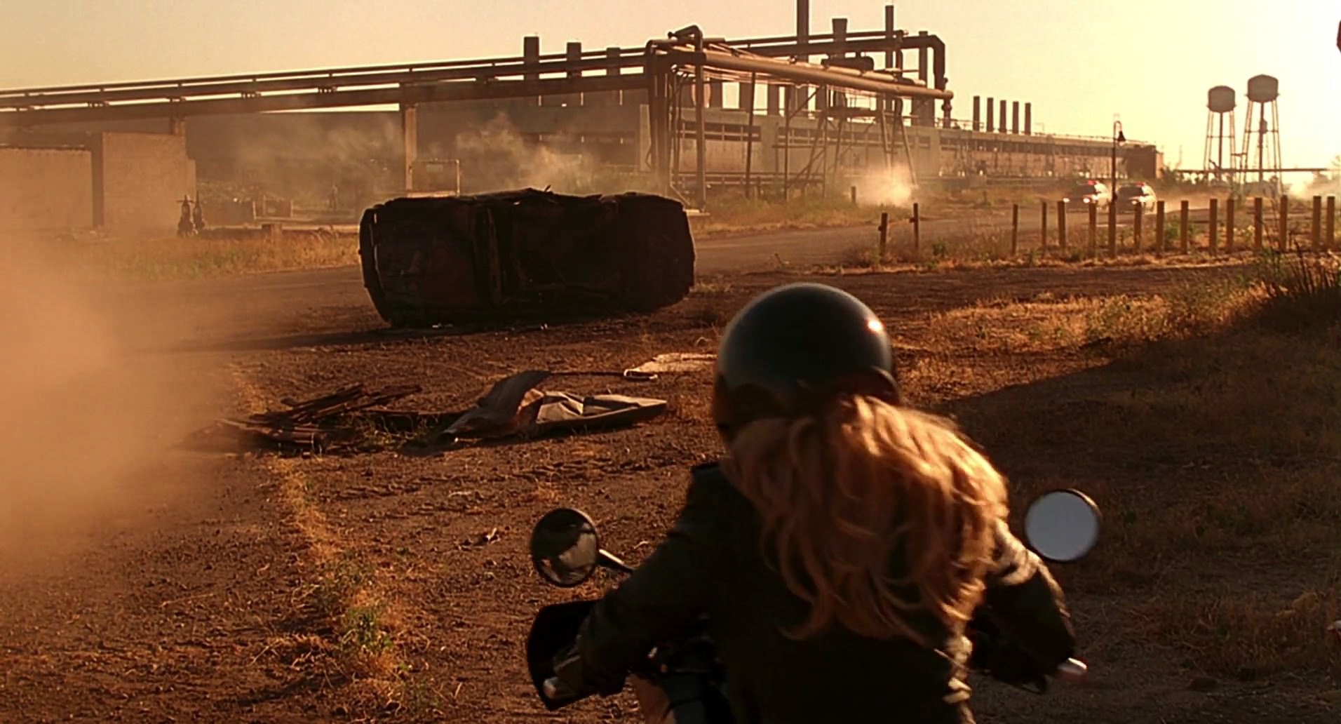 Barb Wire (1996) screencap 9681