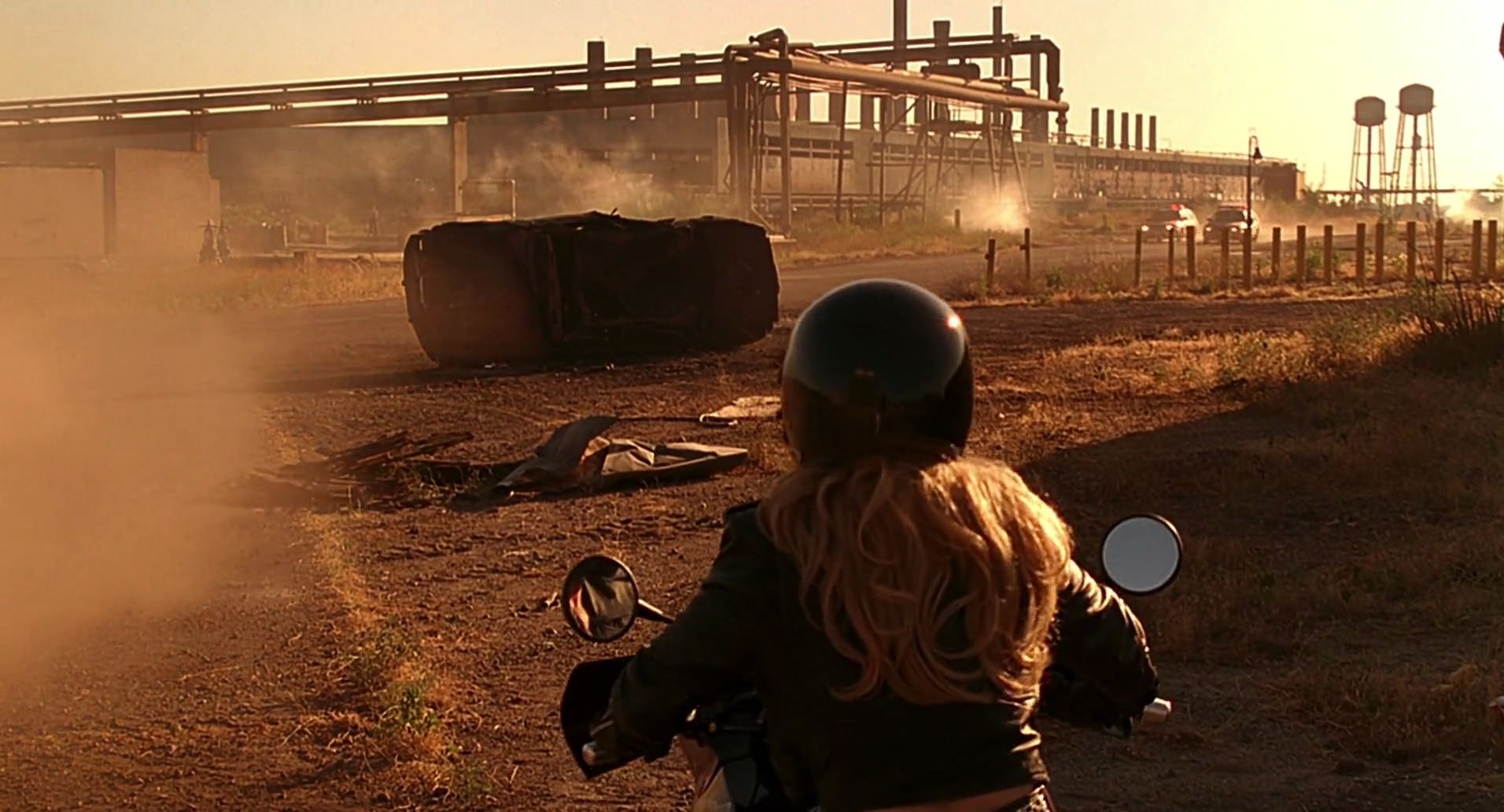 Barb Wire (1996) movie still 9682