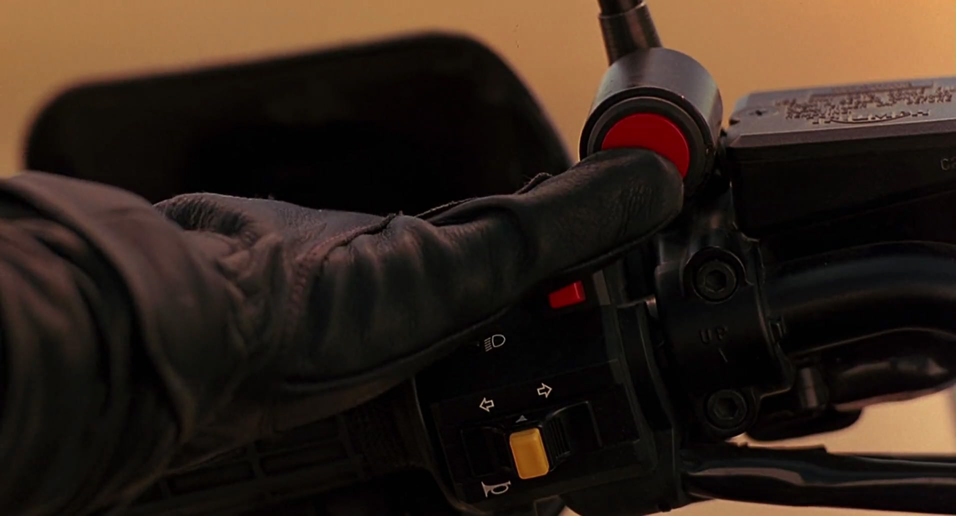 Barb Wire (1996) movie still 9685