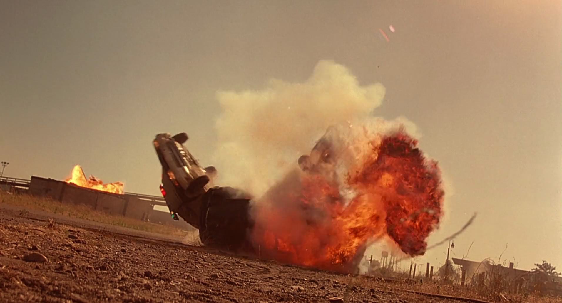 Barb Wire (1996) screencap 9690