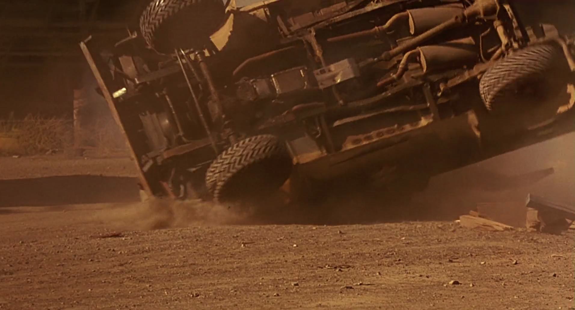 Barb Wire (1996) HD screenshot 9707