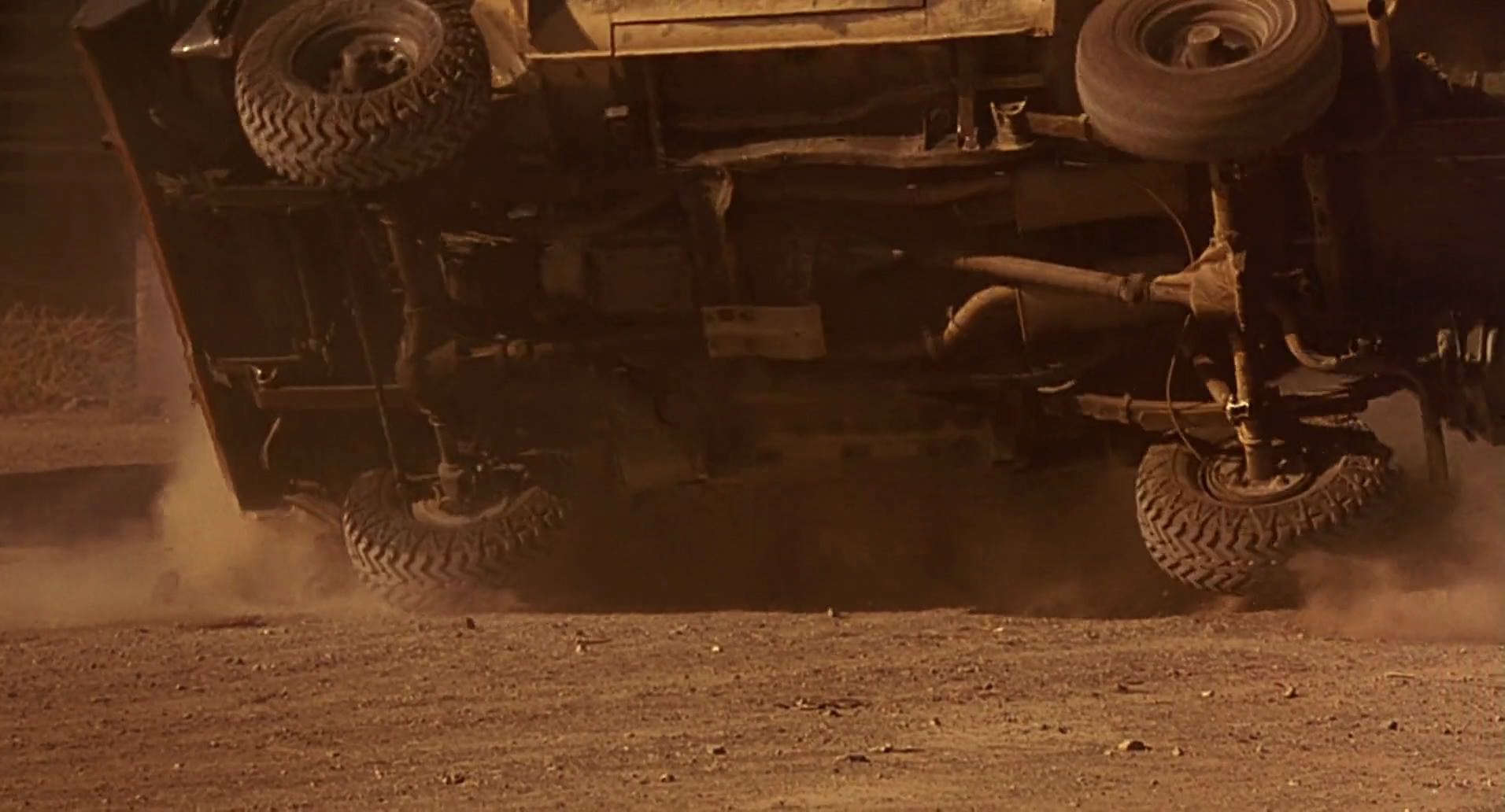 Barb Wire (1996) screencap 9708