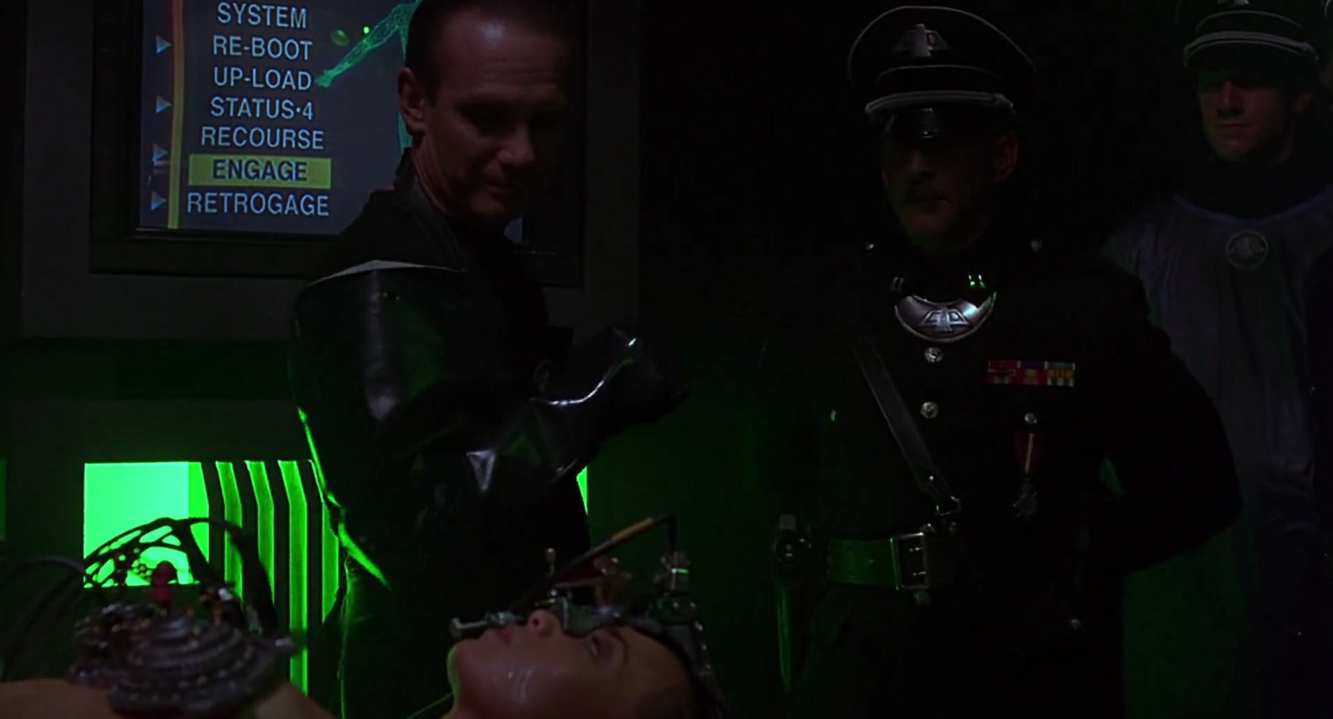 Barb Wire (1996) screencap 972