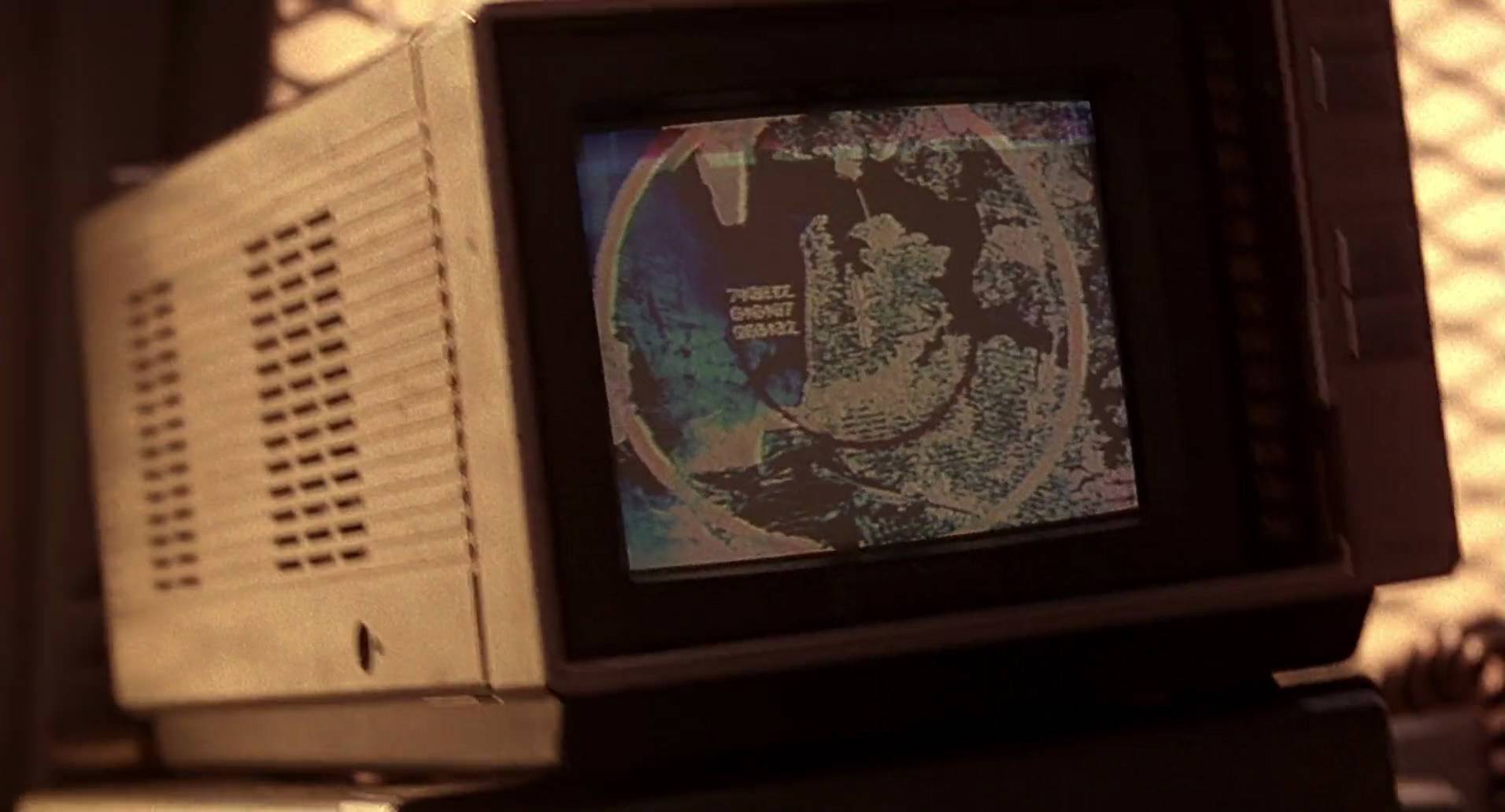 Barb Wire (1996) screencap 9735