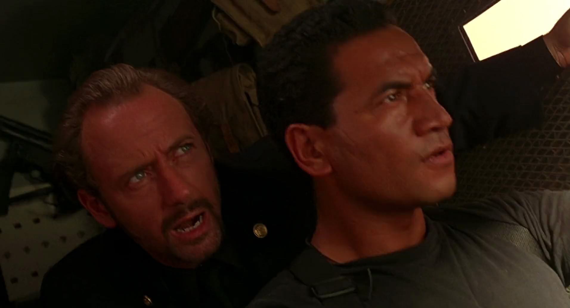 Barb Wire (1996) screencap 9741