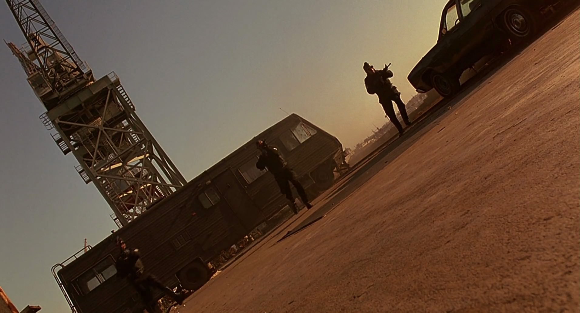 Barb Wire (1996) screencap 9747
