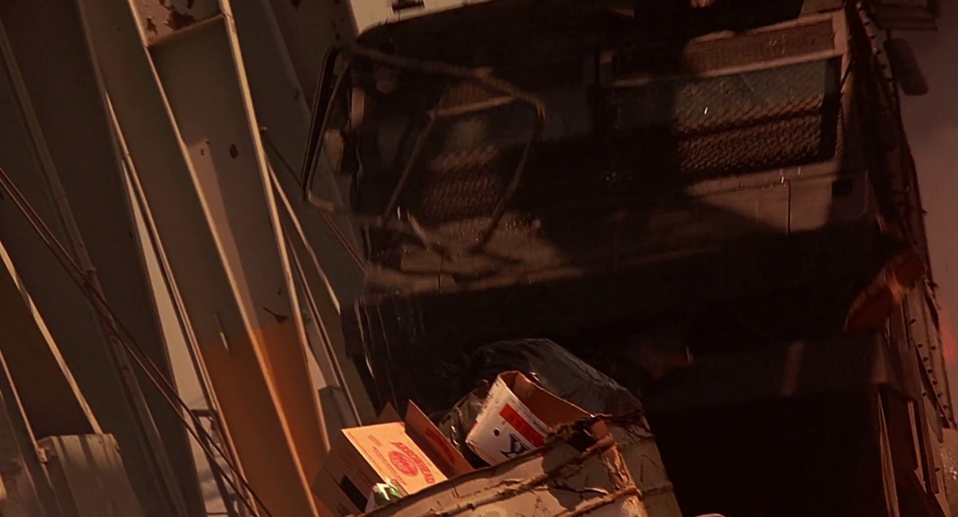 Barb Wire (1996) HD screenshot 9797