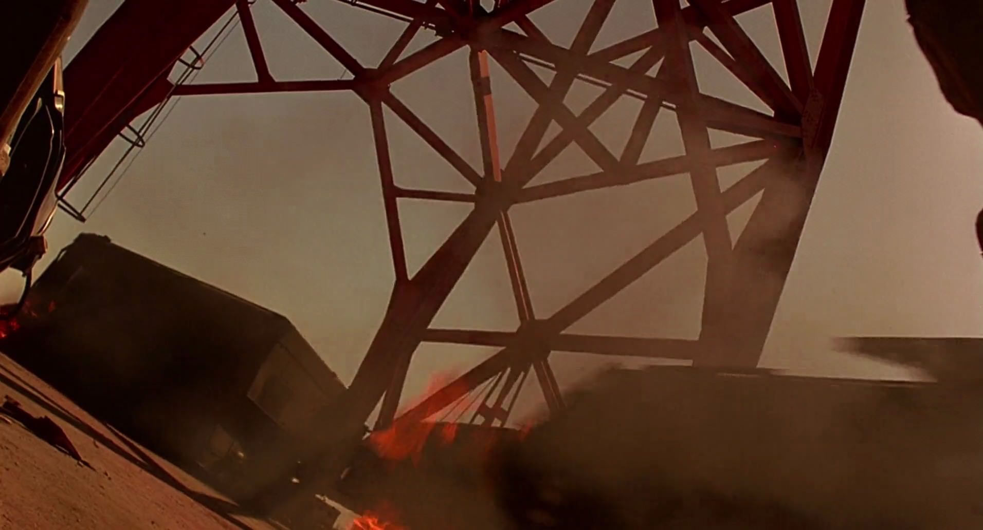 Barb Wire (1996) screencap 9813