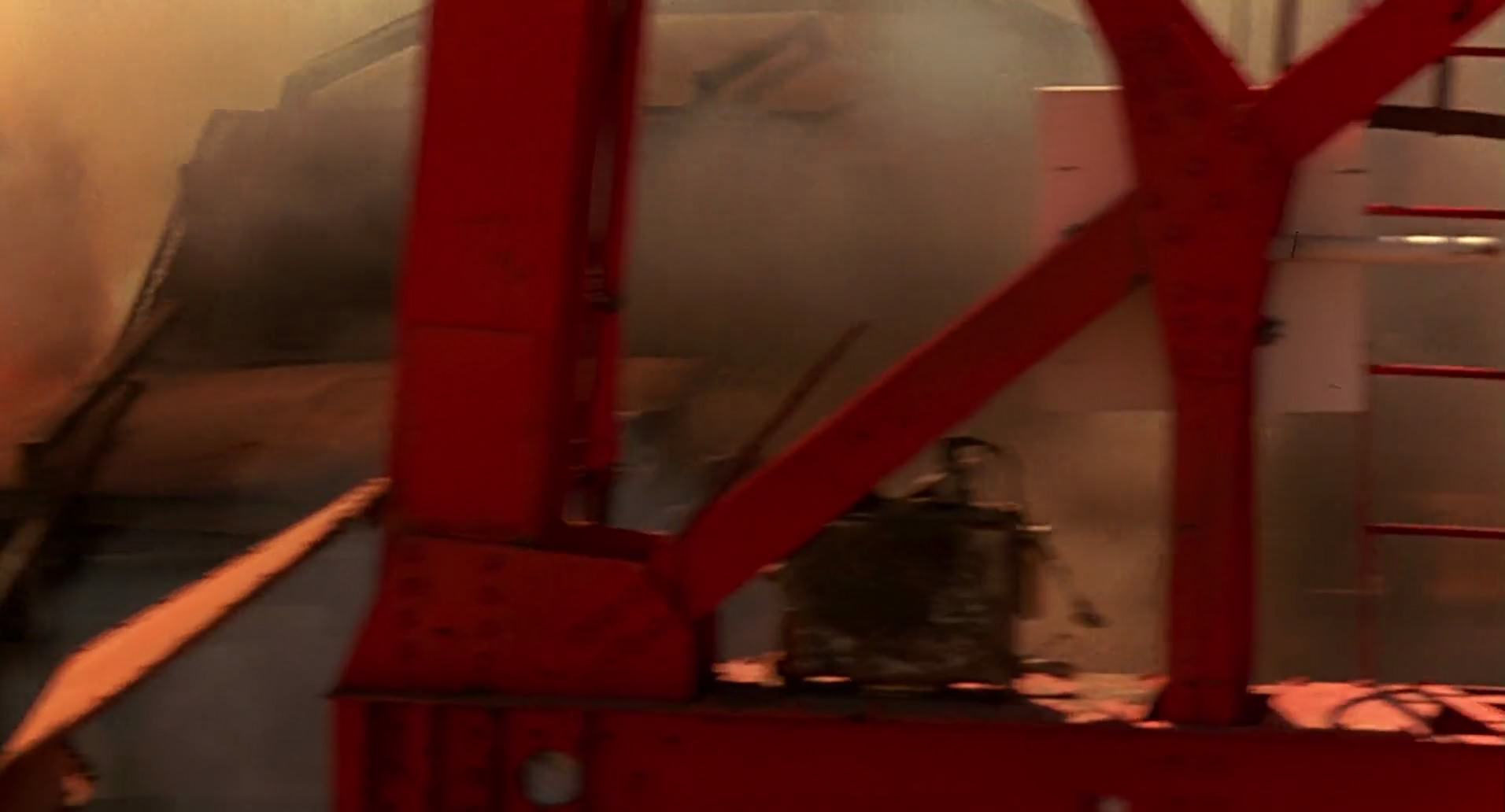 Barb Wire (1996) screencap 9822