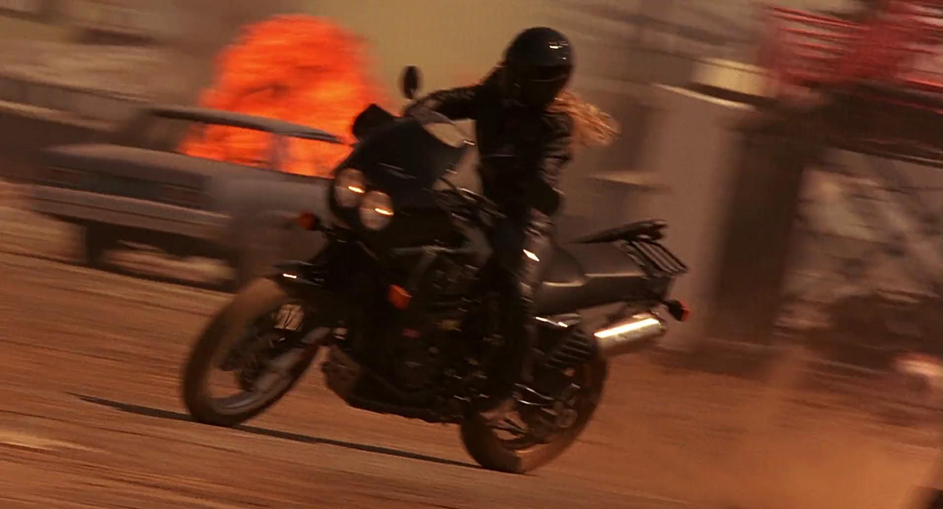 Barb Wire (1996) movie still 9826