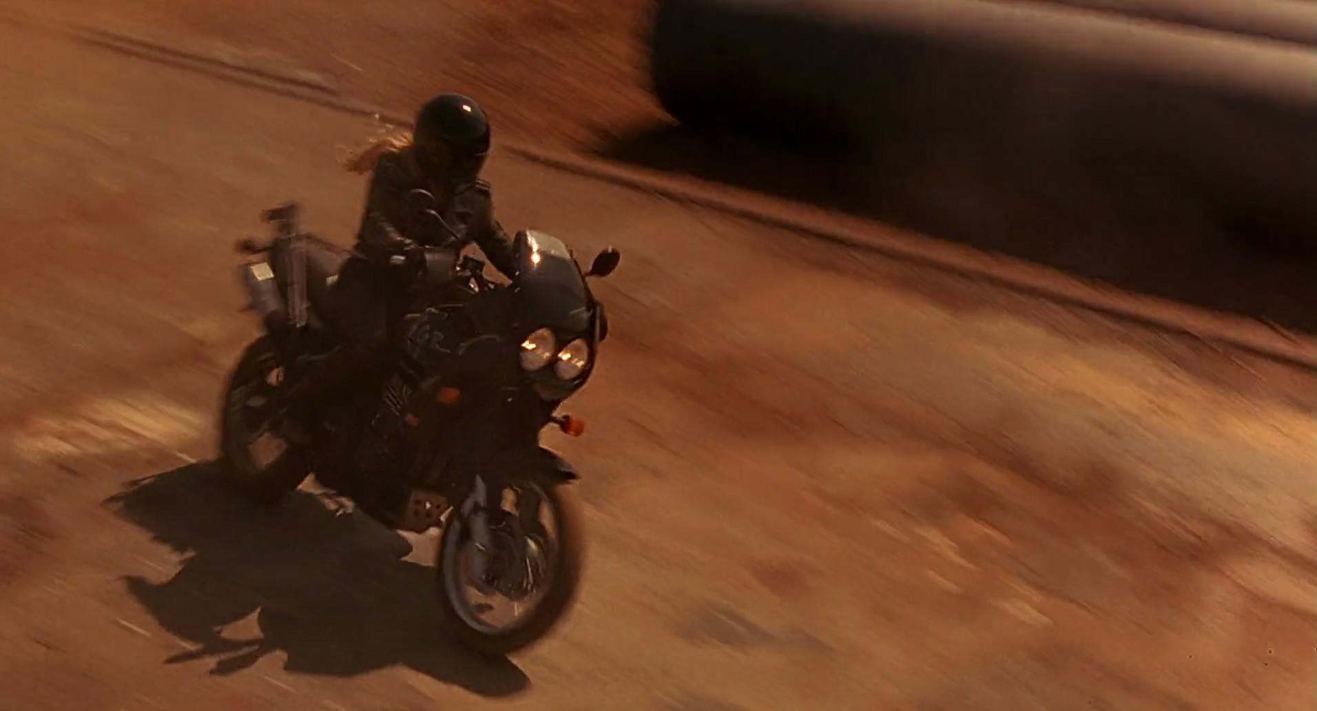 Barb Wire (1996) HD screenshot 9827