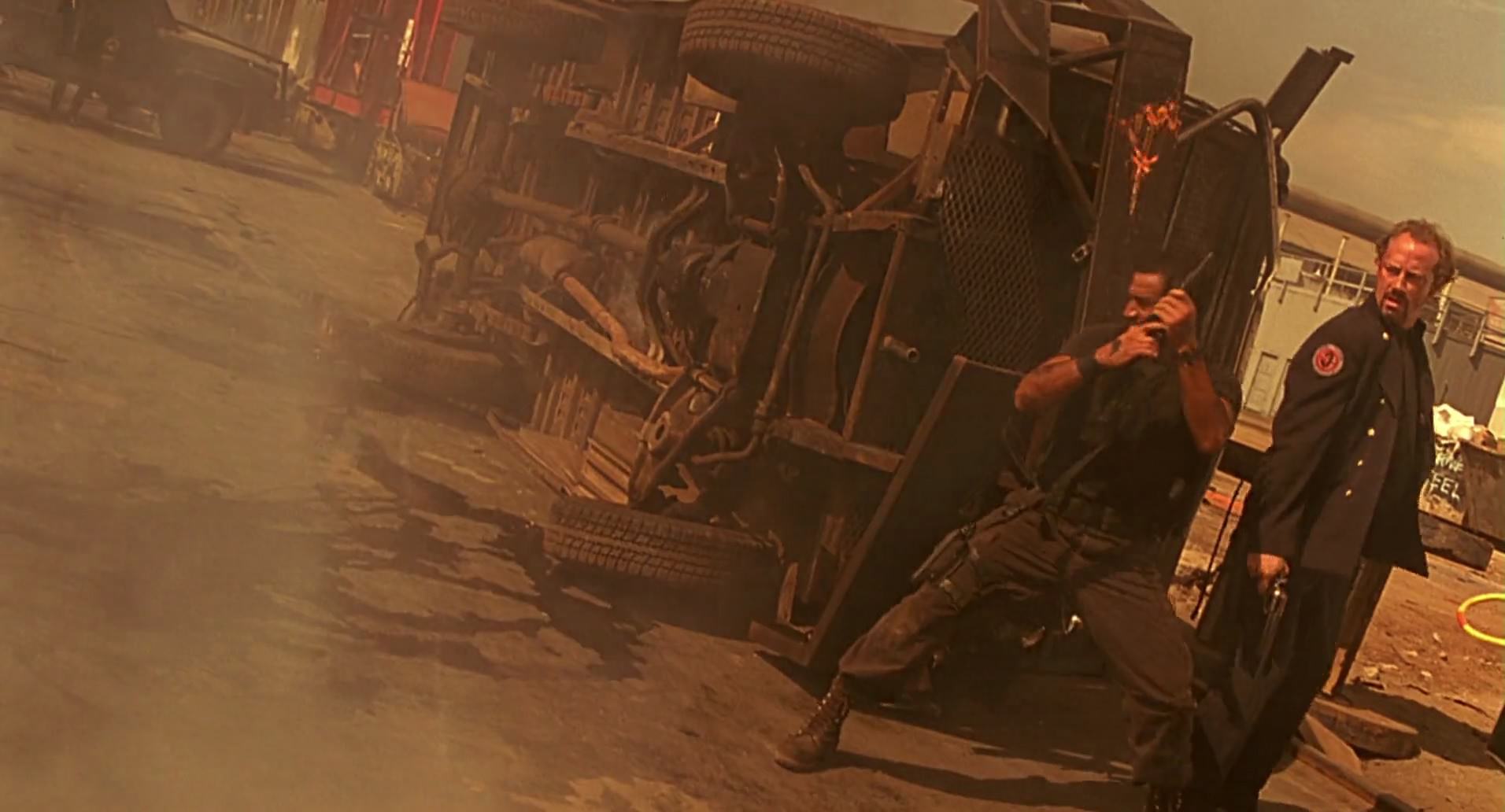 Barb Wire (1996) screencap 9858