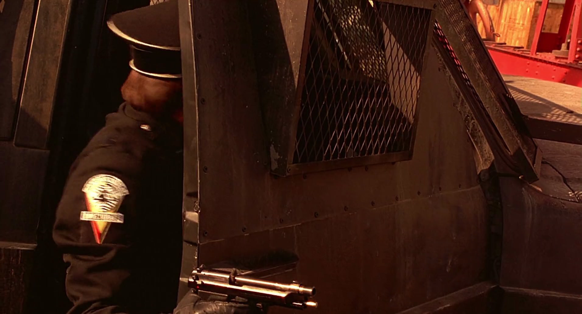 Barb Wire (1996) HD screenshot 9884