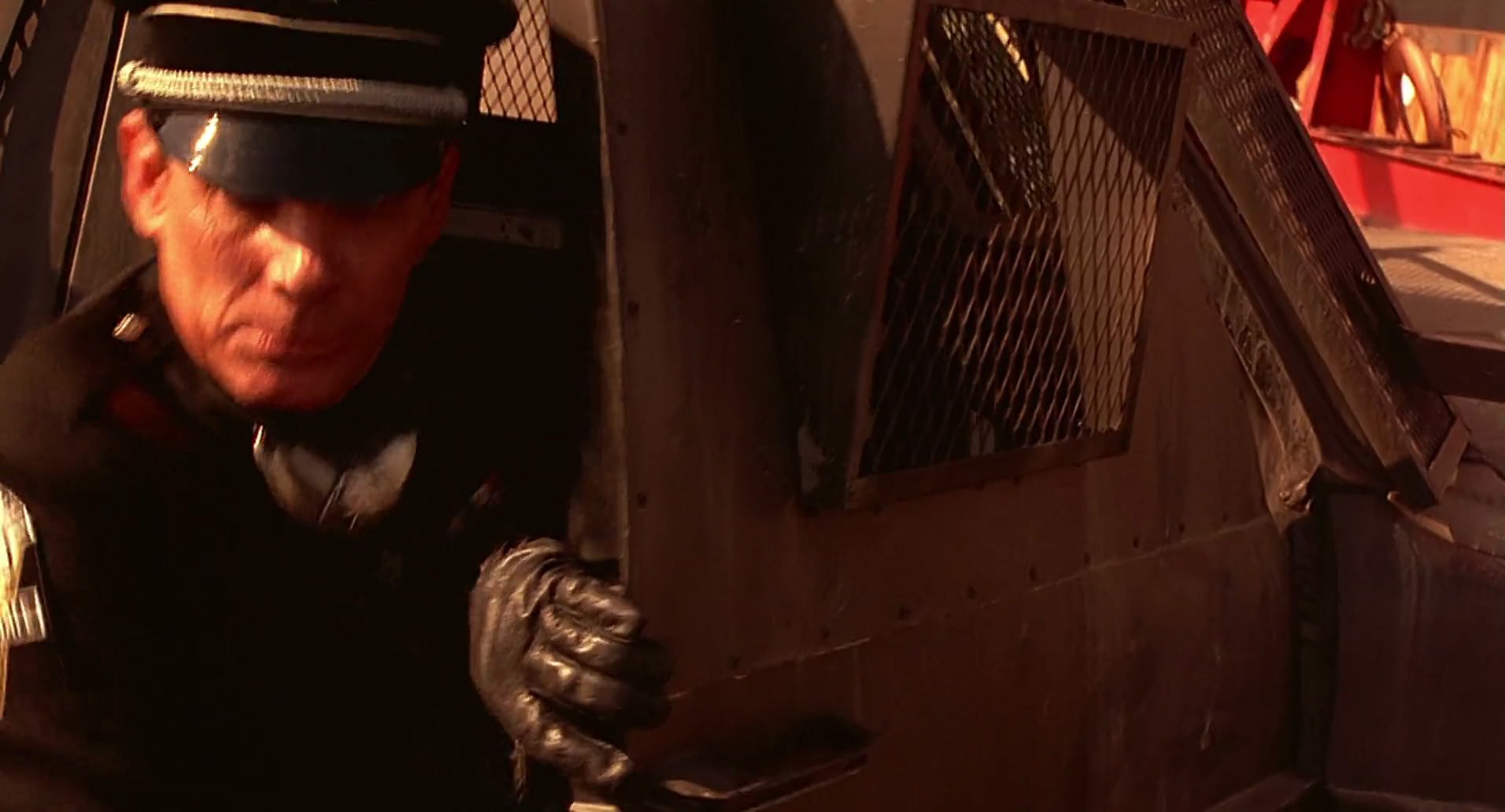 Barb Wire (1996) HD screenshot 9887
