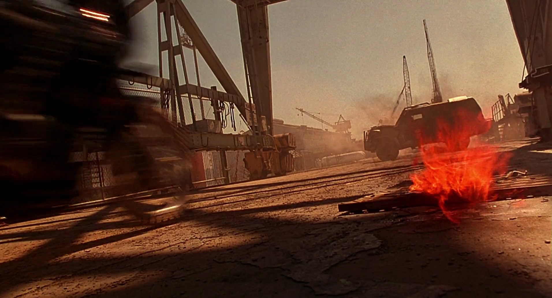 Barb Wire (1996) screencap 9891