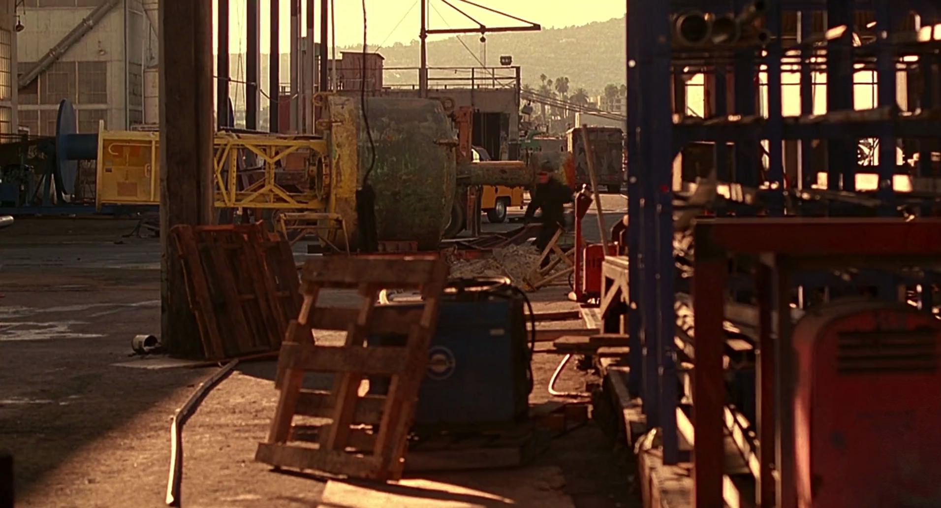 Barb Wire (1996) movie still 9898