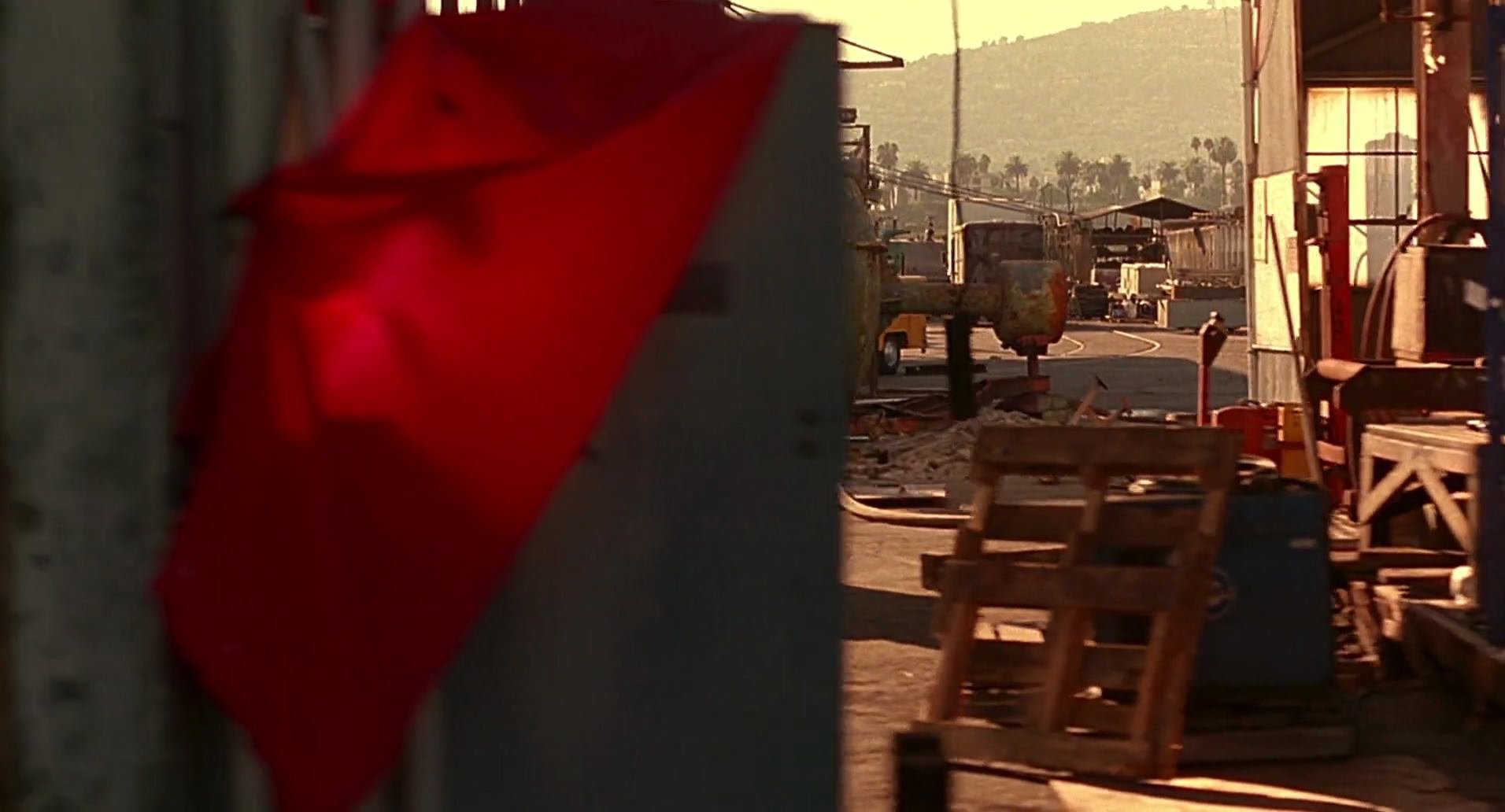 Barb Wire (1996) HD screenshot 9902
