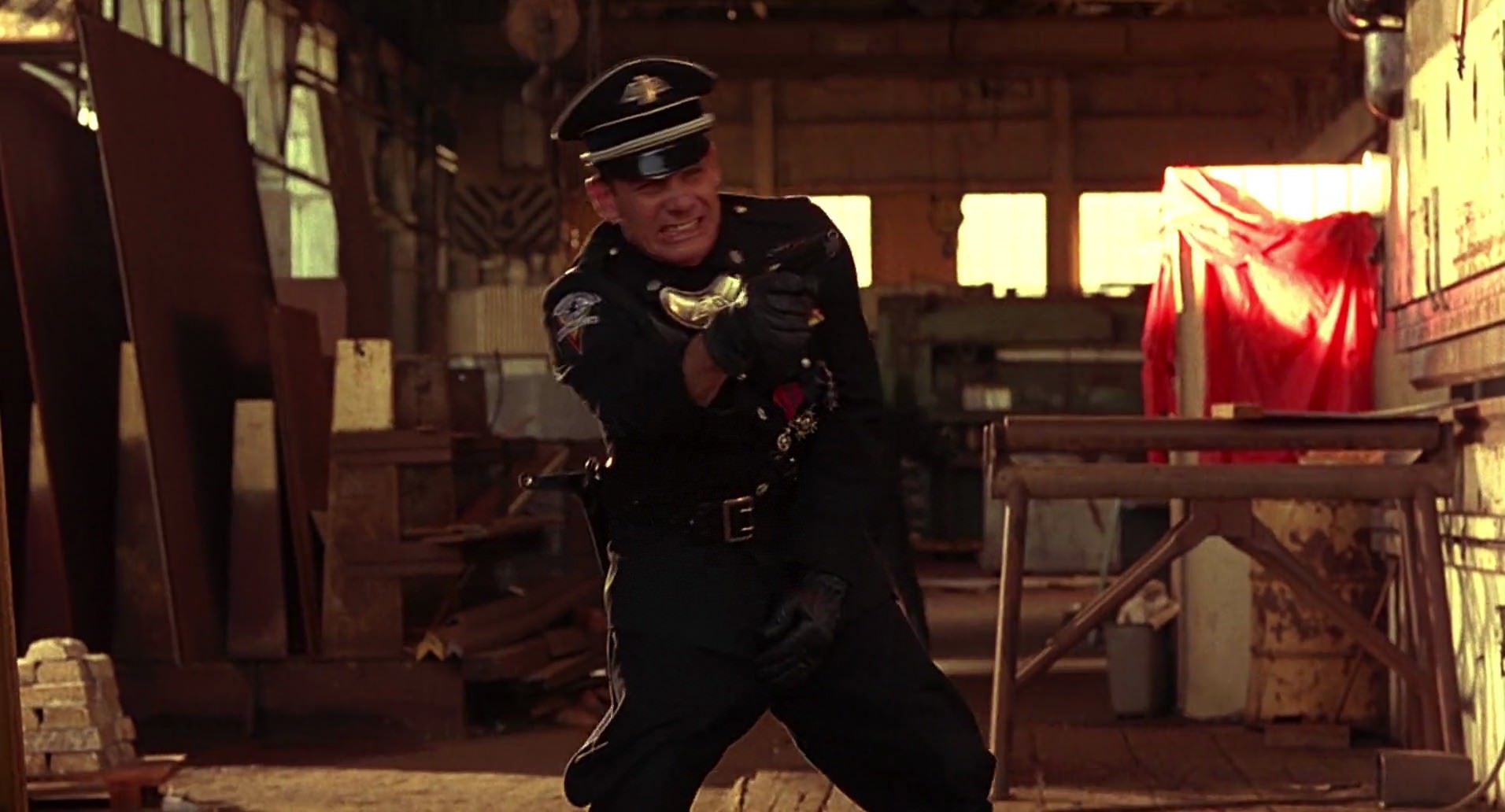 Barb Wire (1996) HD screenshot 9920