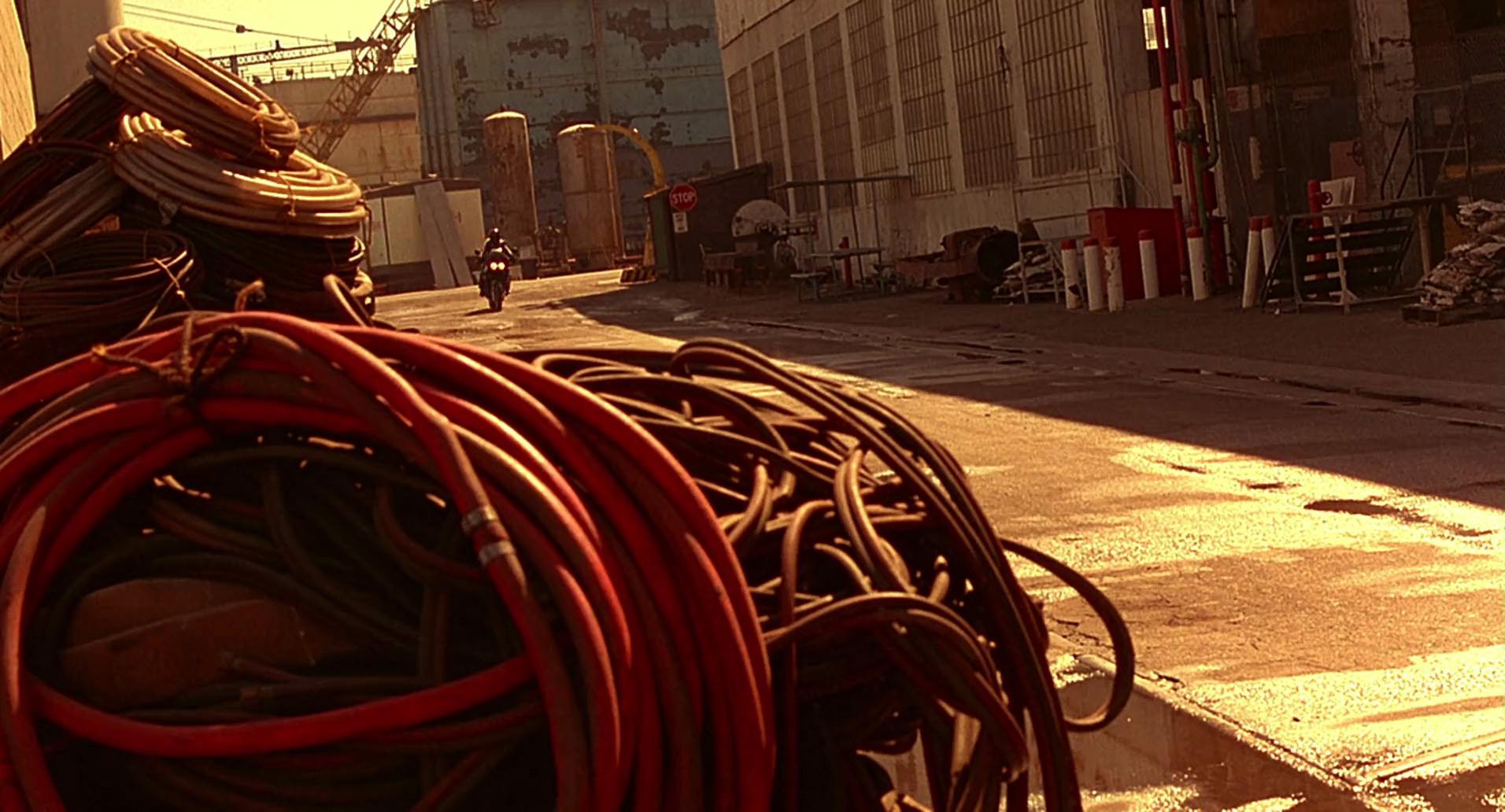 Barb Wire (1996) HD screenshot 9941